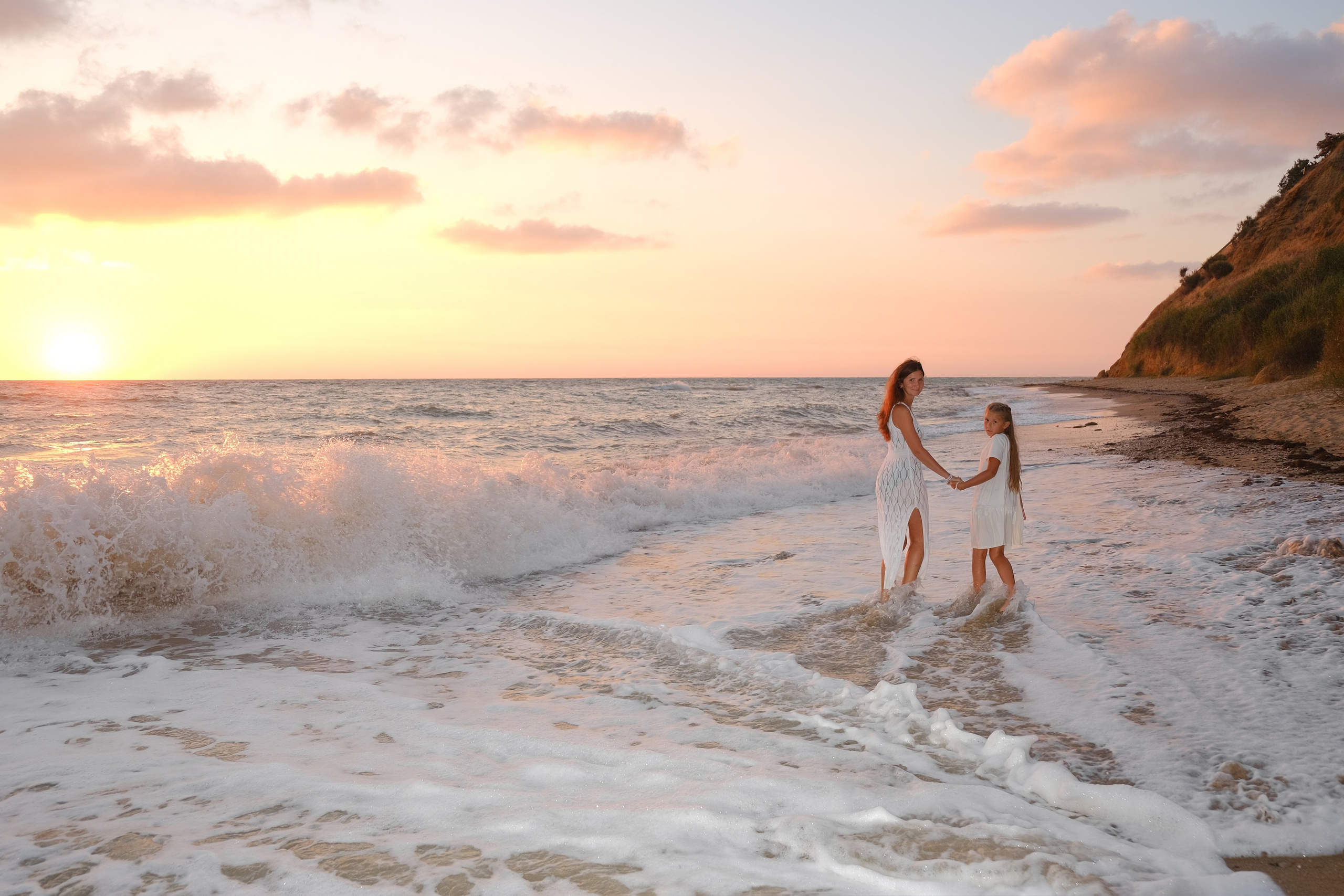 На Море. Профессиональная фотосъемка в Крыму. Натуральные эмоции и живые кадры. Забронируйте дату прямо сейчас!