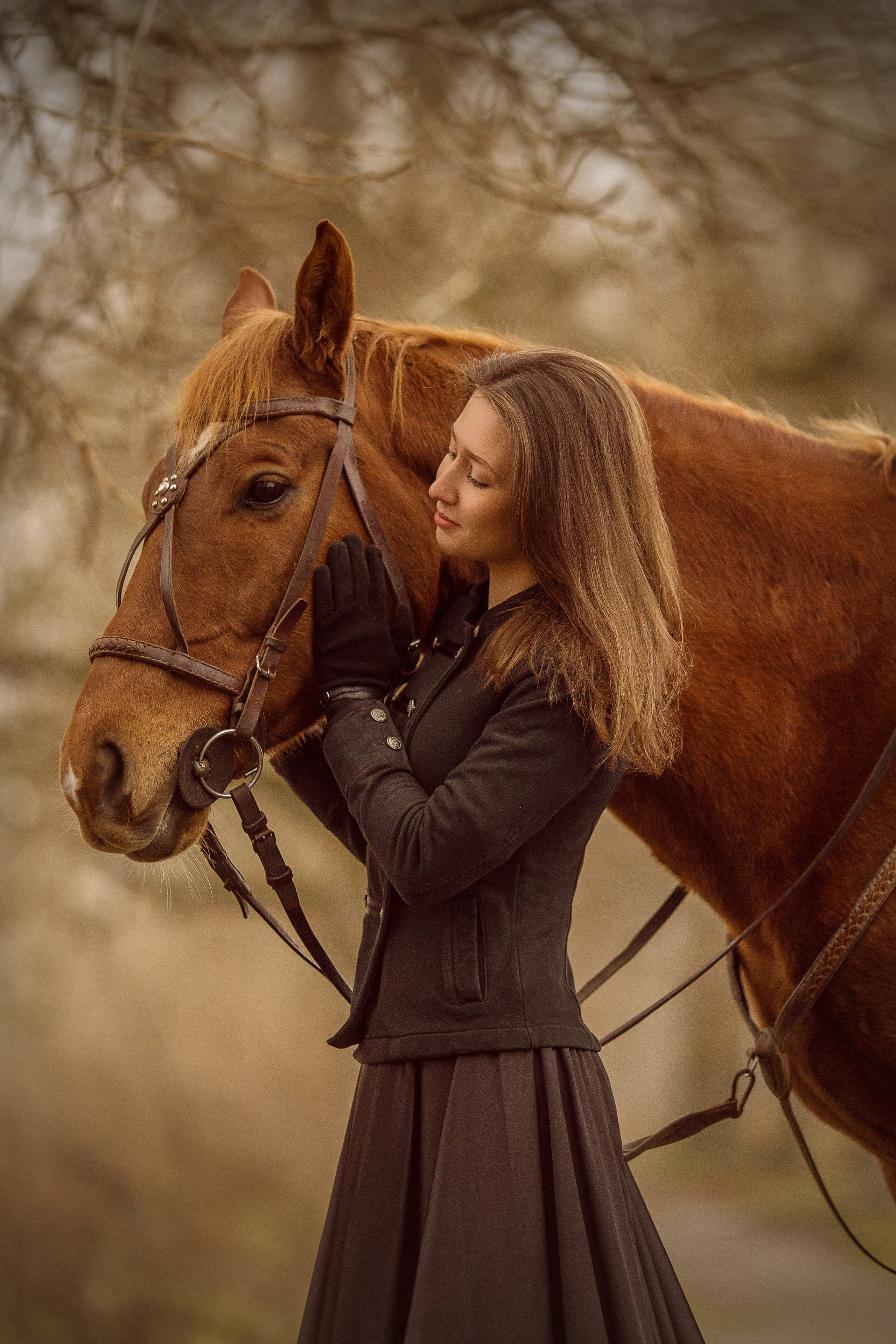 Фотосессия с лошадью поздней осенью