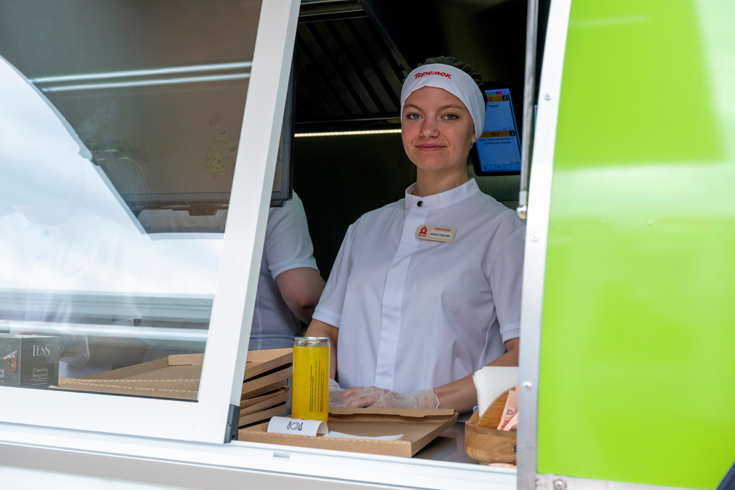 ПМЭФ 2025: летняя терраса «Теремка». Serg PG Photography — репортажная фотосъемка в Петербурге