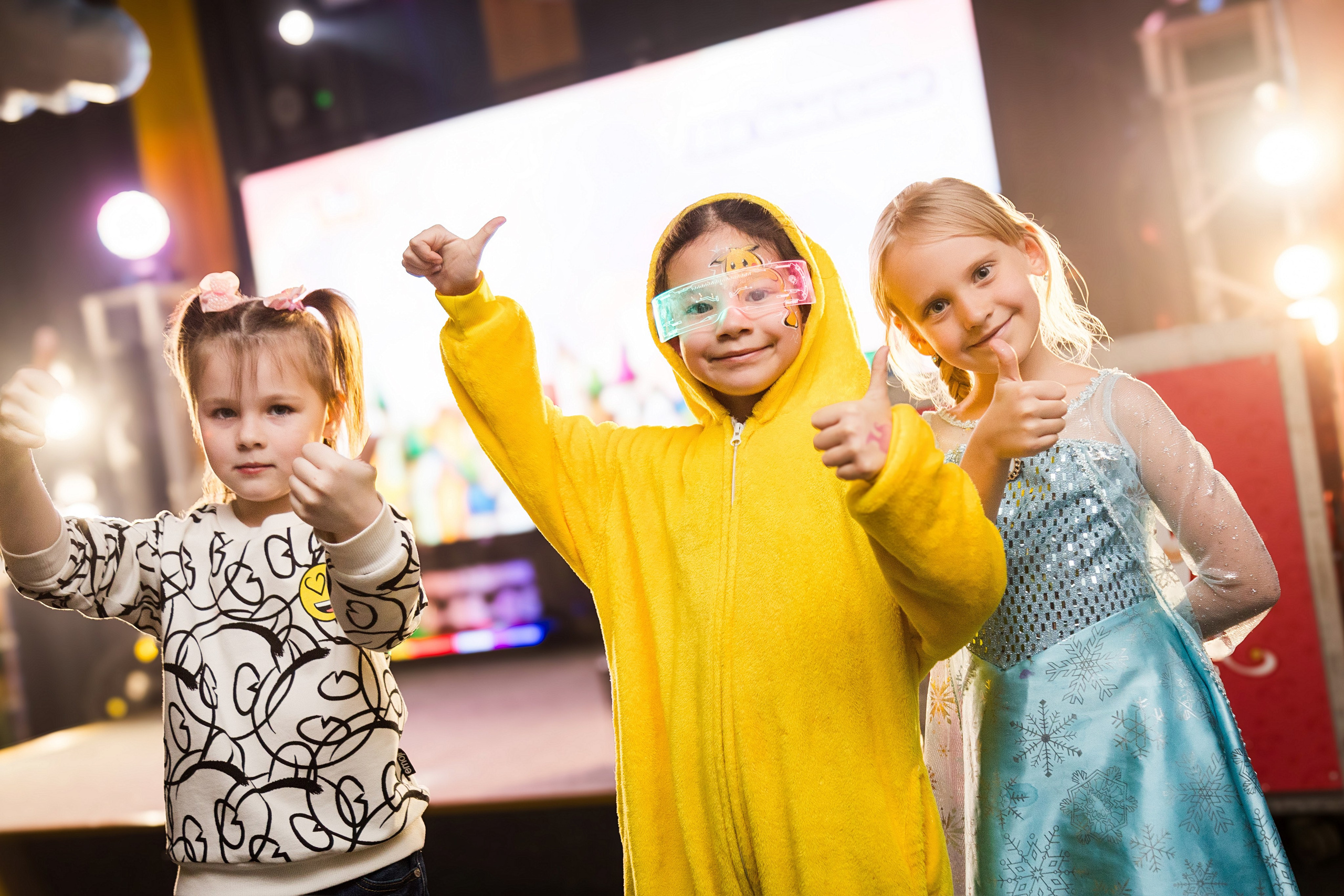 Арлекину 18 лет. Детский фотограф видеограф в Хабаровске Михаил Орлов