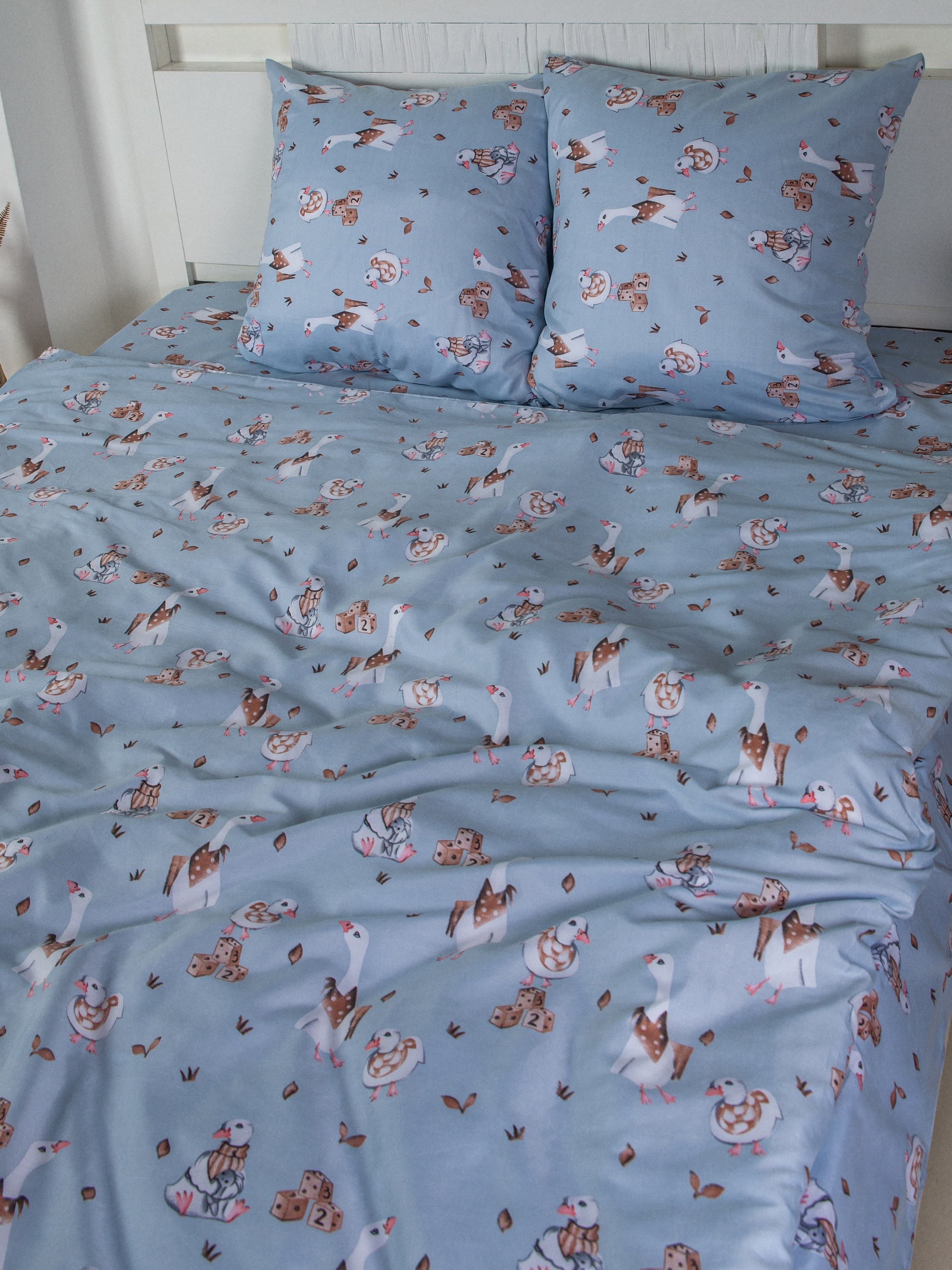 ПОСТЕЛЬНОЕ БЕЛЬЕ, ПЕЛЕНКИ, ДЕТСКОЕ БЕЛЬЕ И Т.Д. Фотограф и видеограф в Санкт-Петербурге Прилепин Слава