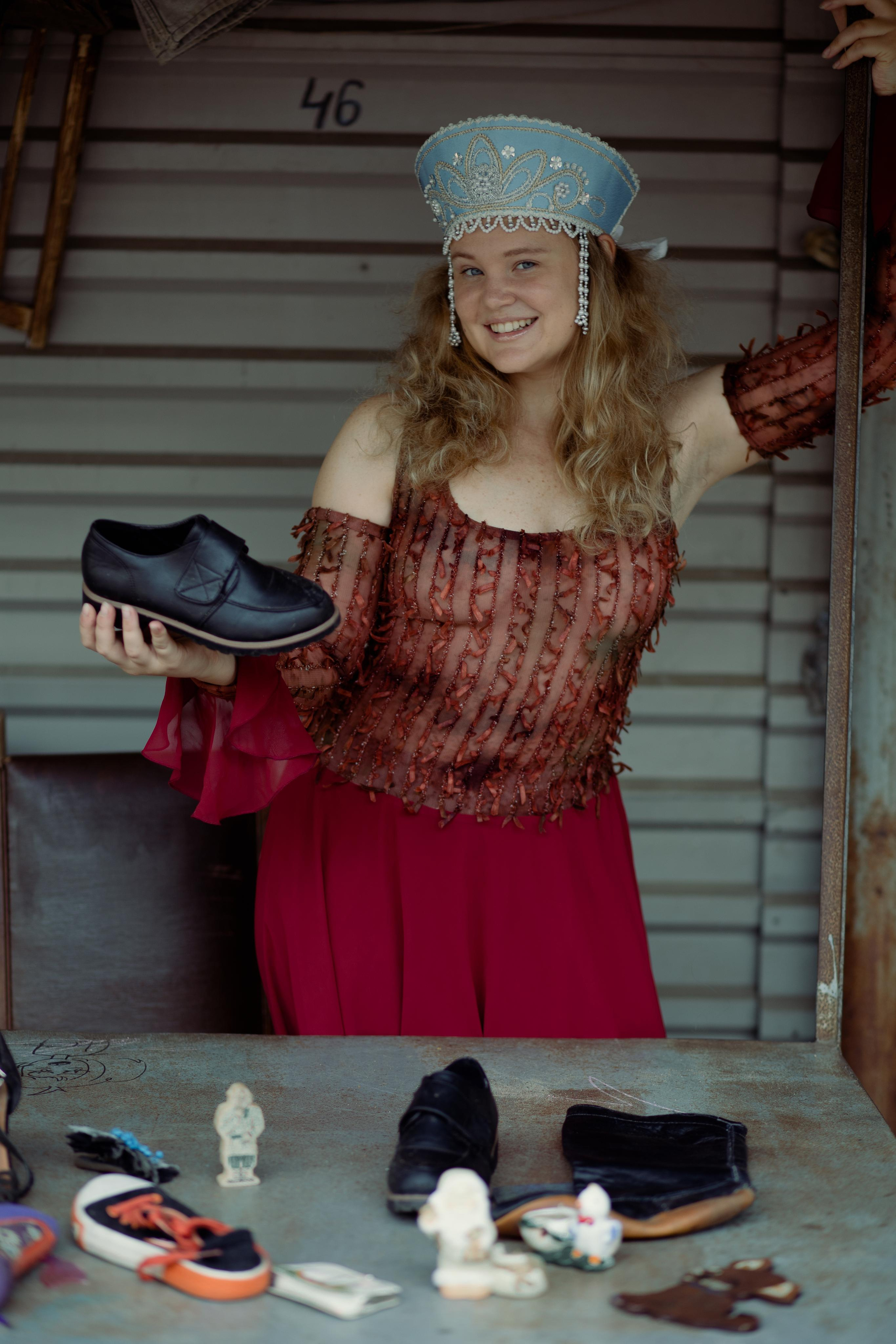 Кокошник на Удельной («Путешествие Наташи» — серия о России). Креатор Ольга Яш