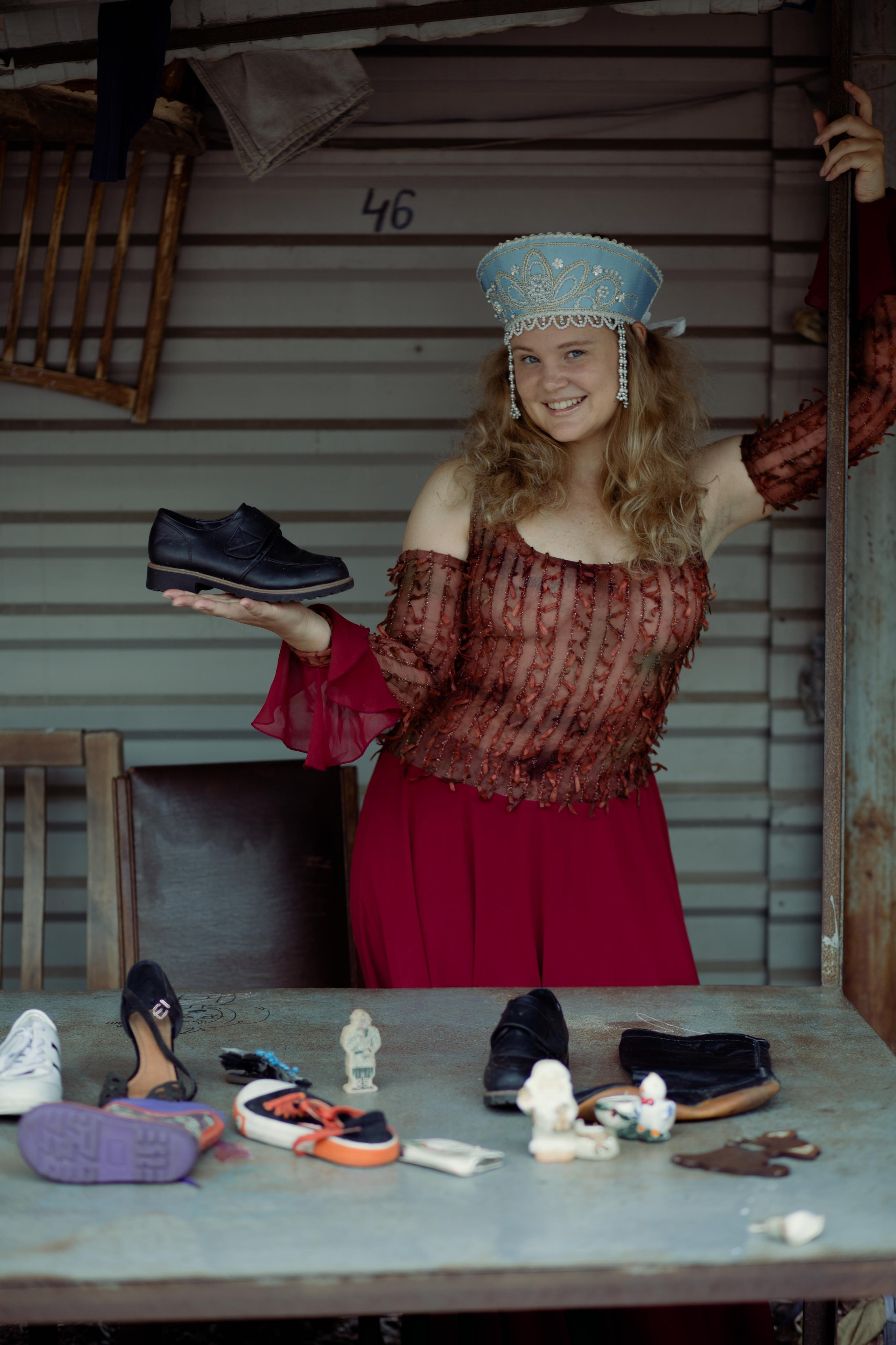 Кокошник на Удельной («Путешествие Наташи» — серия о России). Креатор Ольга Яш