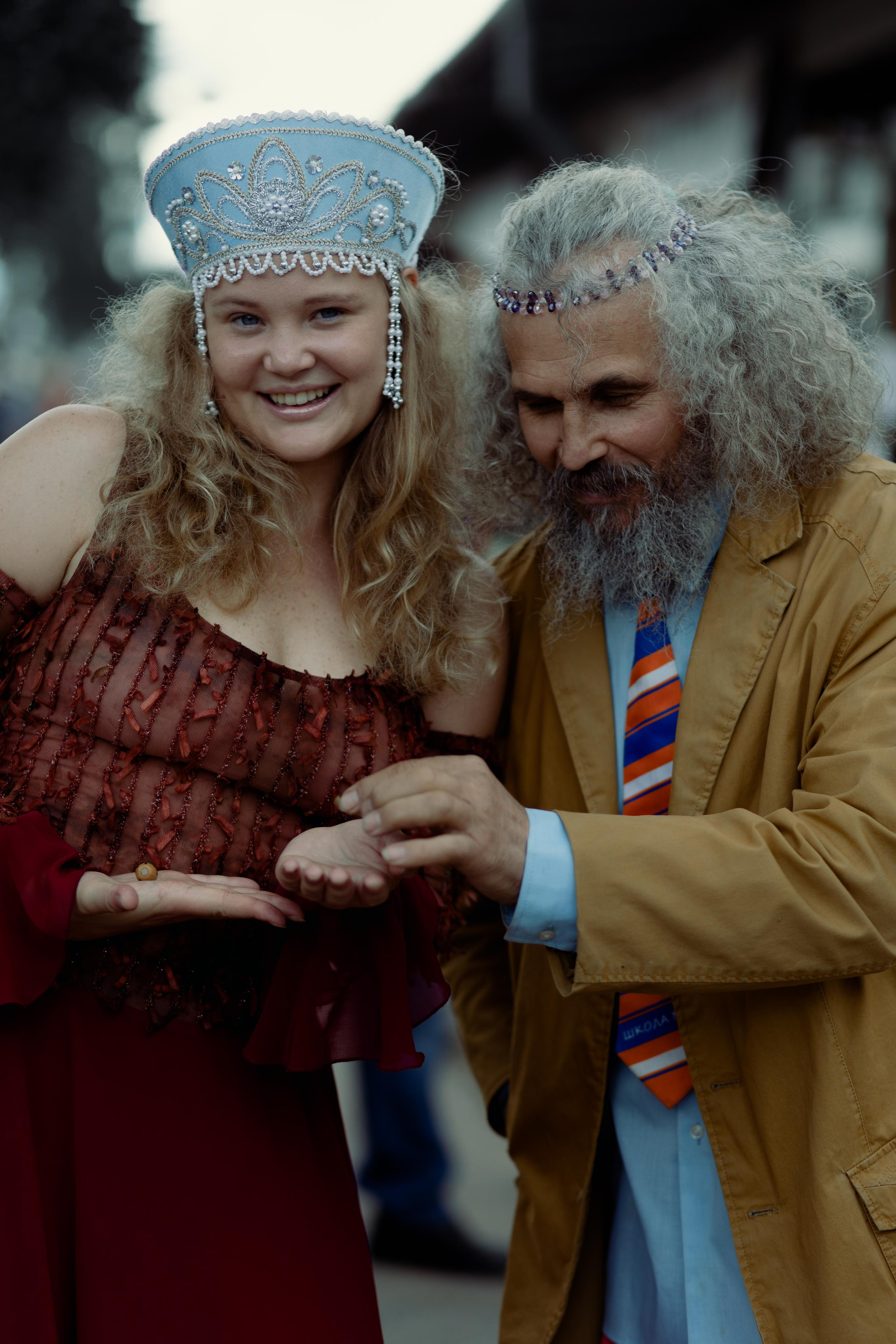 Кокошник на Удельной («Путешествие Наташи» — серия о России). Креатор Ольга Яш