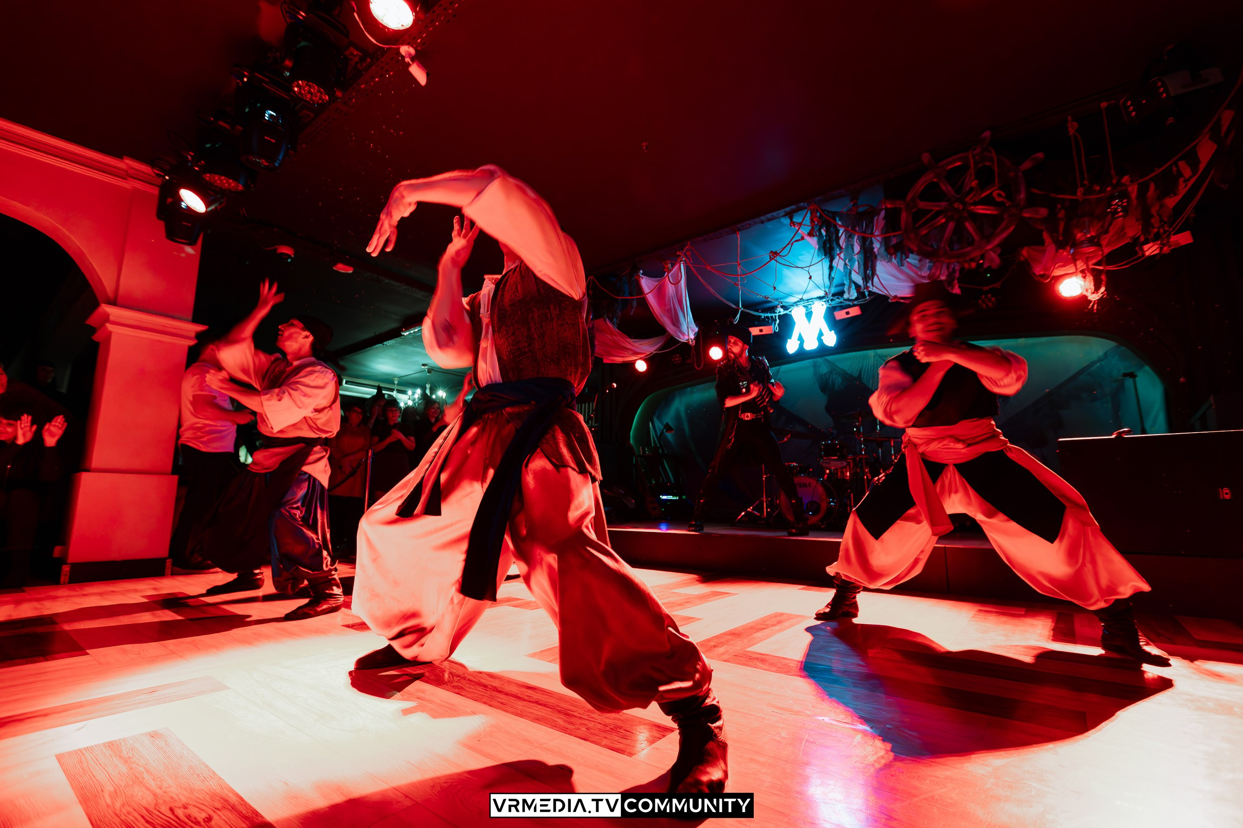 Ресторан «Мюнхен»: Часть команды — часть корабля