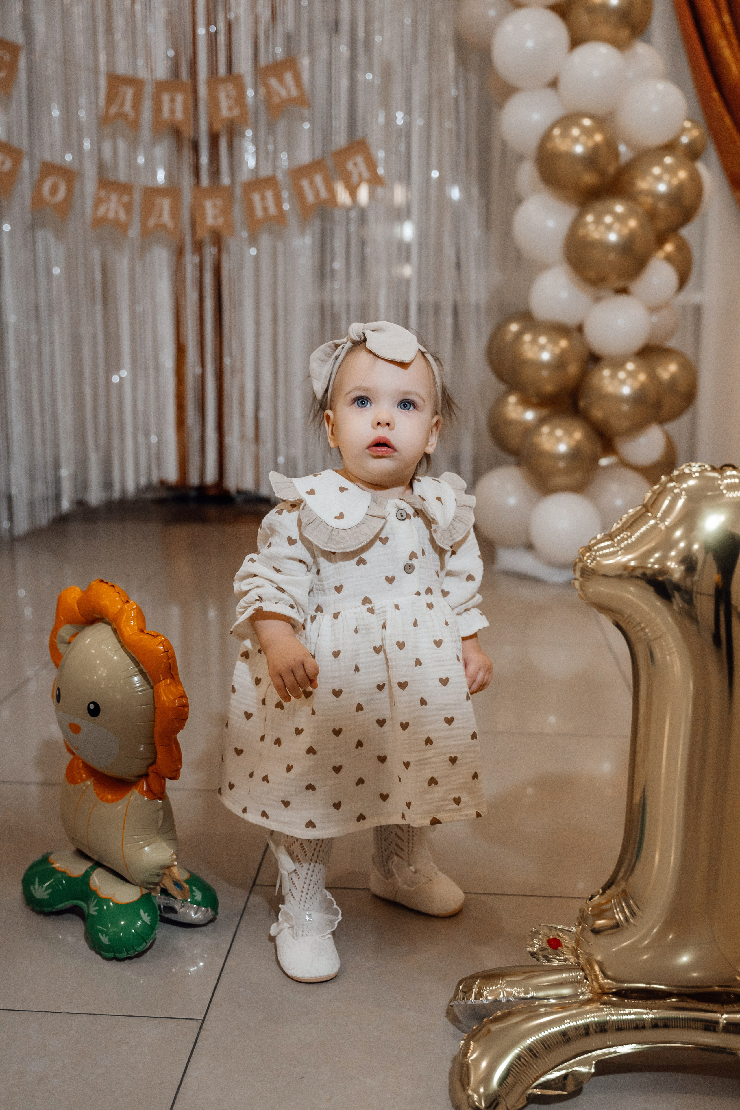 Александра и Виктория 1 годик. Семейный фотограф в Белгороде Амелина Алина