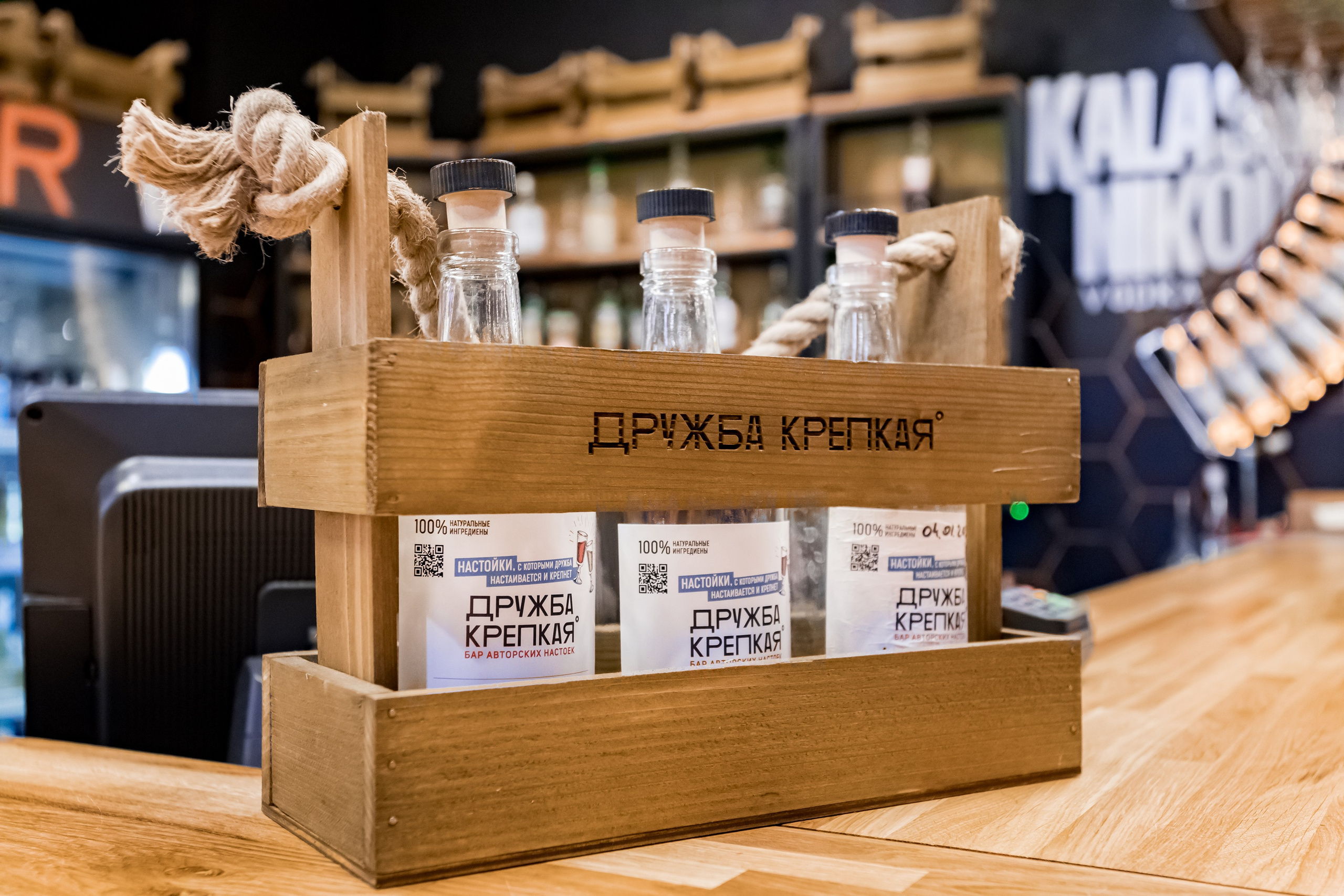 Фотосъемка для бара Дружба крепкая в ТЦ Нора. Интерьеры, Контент, Портреты | Фотограф в Москве Дани Терно