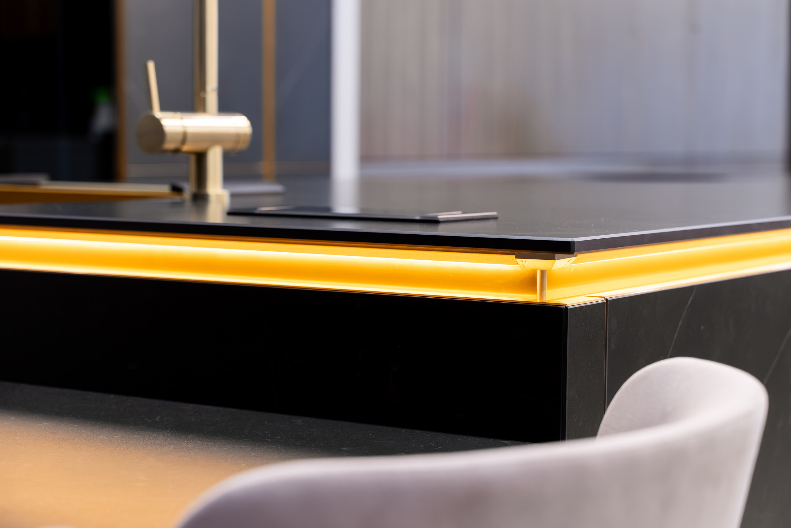 Шоурум WARENDORF. KUSTOV PRODUCTION — профессиональная фотосъёмка в Москве