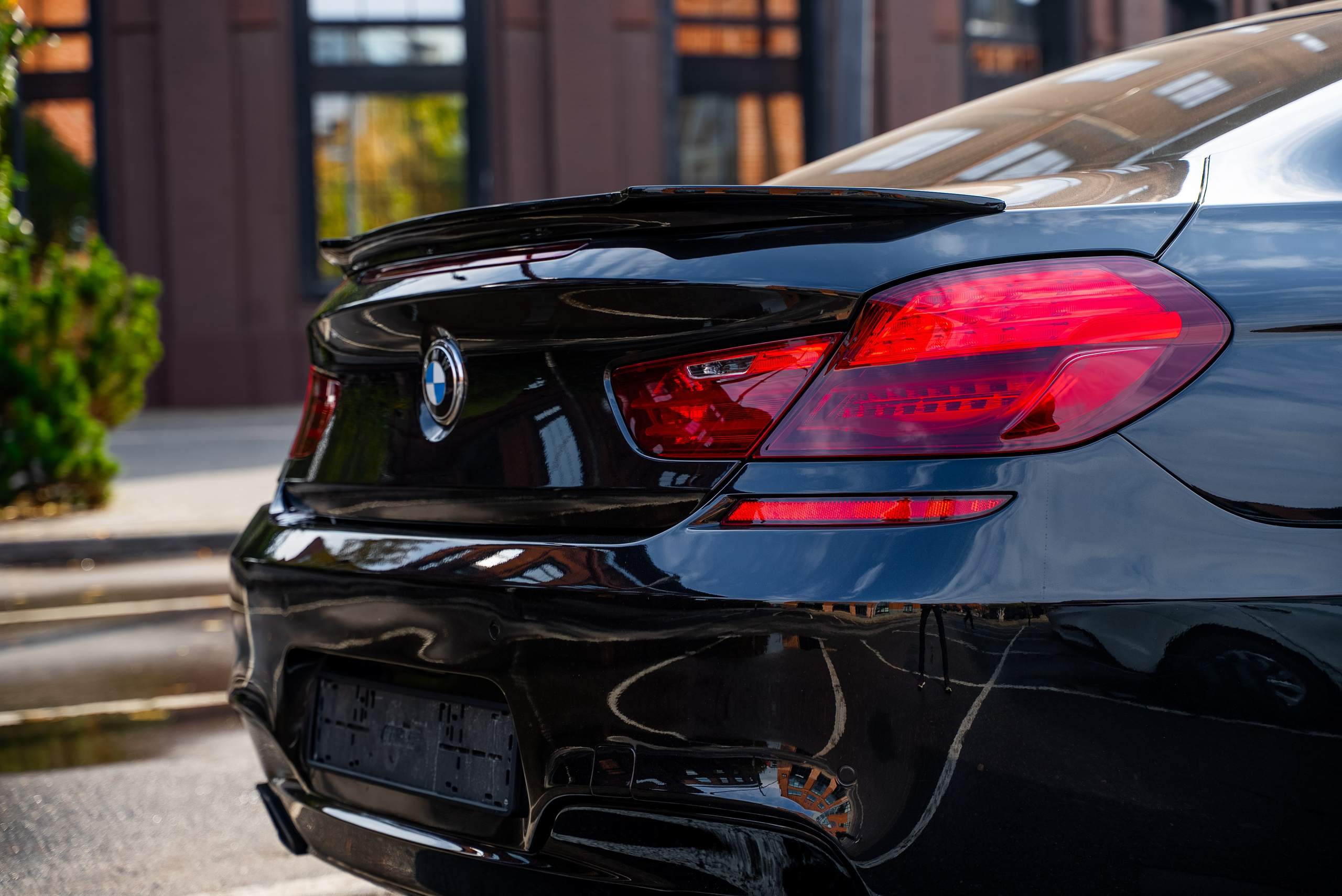 Авто на продажу BMW 6M series coupe. KUSTOV PRODUCTION — профессиональная фотосъёмка в Москве