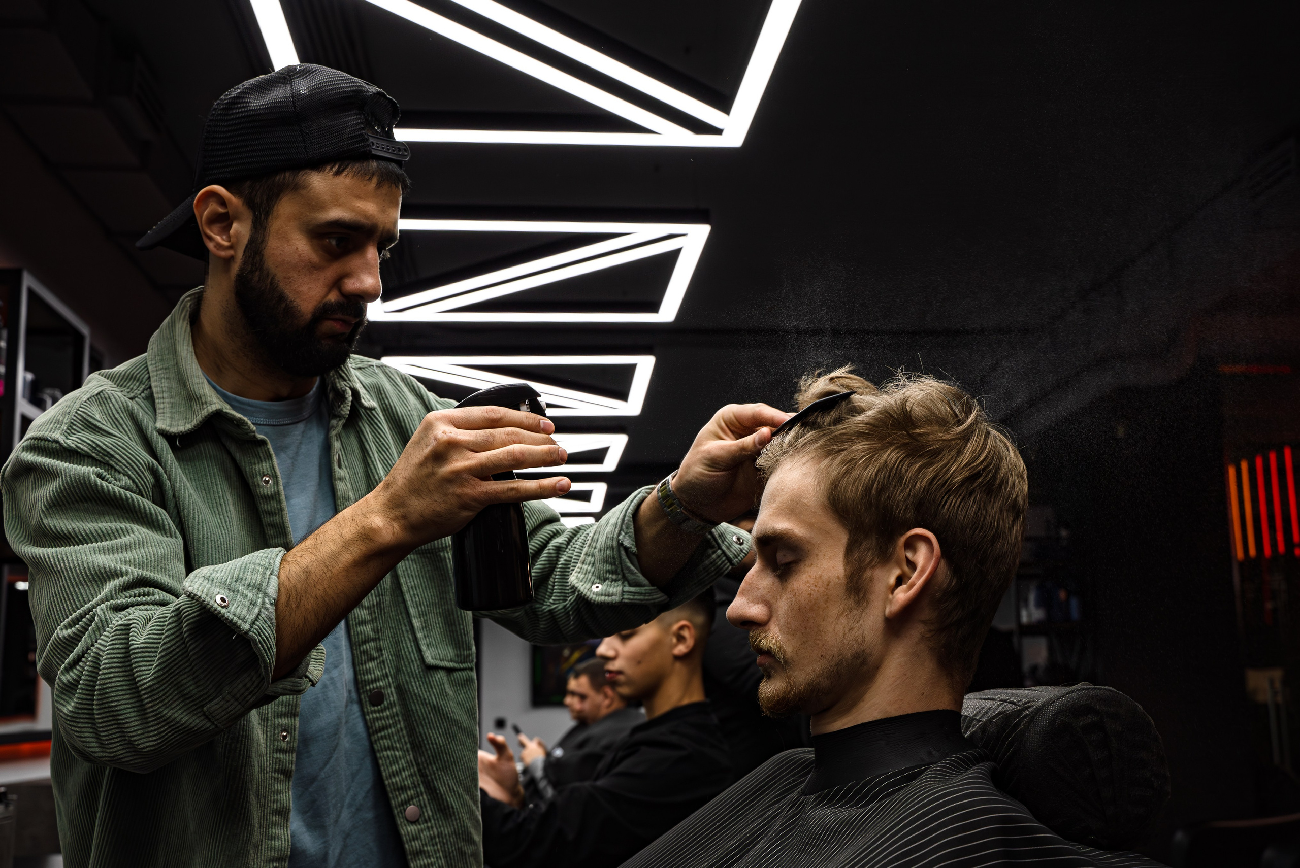 Барбершоп BETONE. KUSTOV PRODUCTION — профессиональная фотосъёмка в Москве