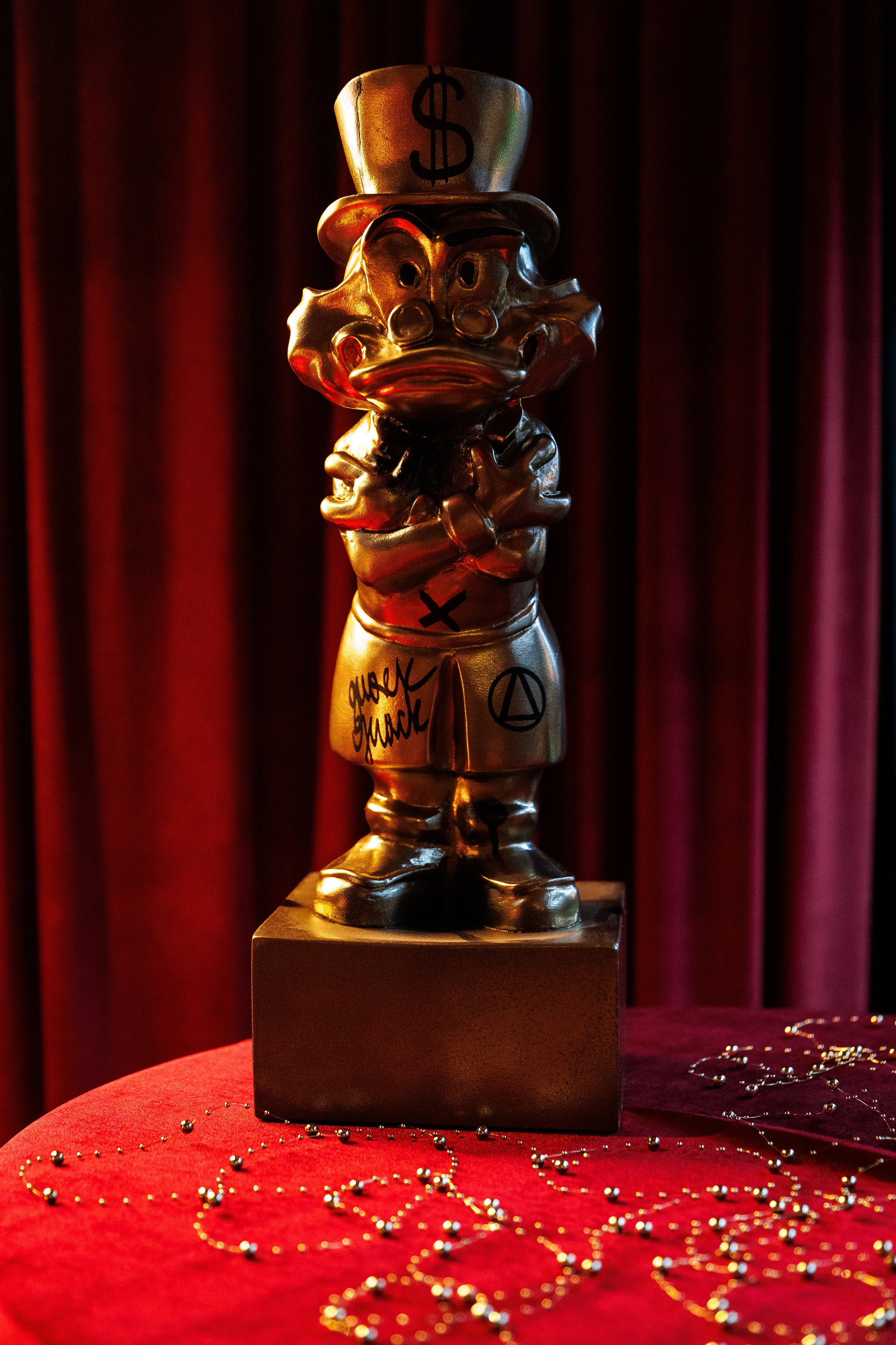 Новогодняя вечеринка клуба «Деньги»