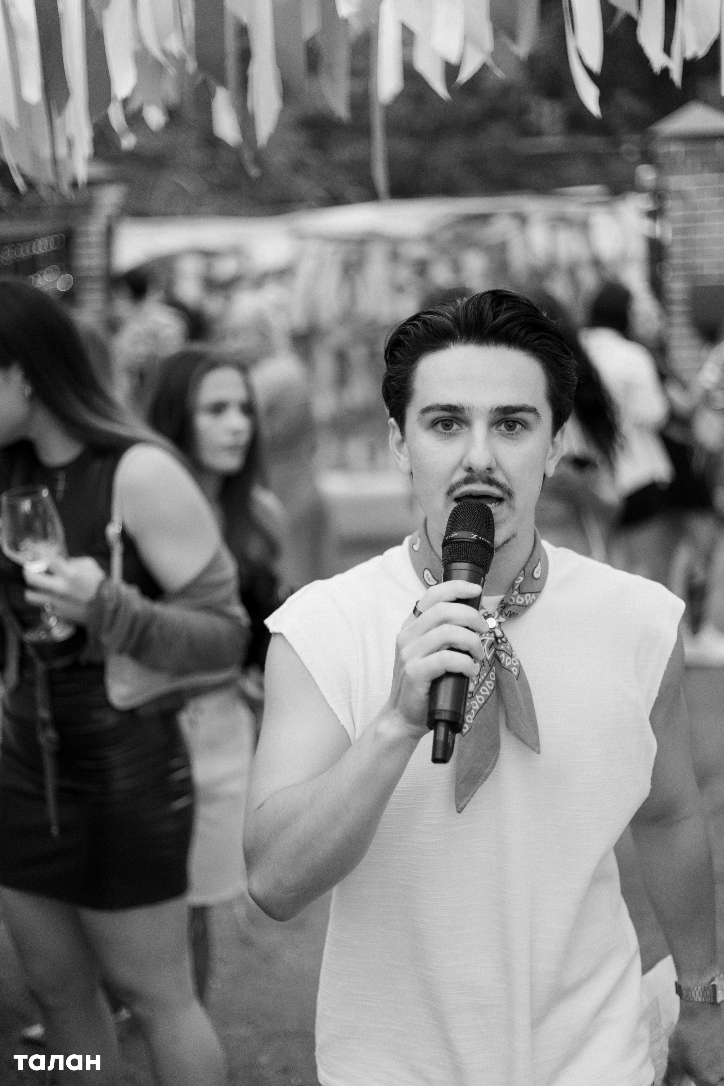 ВИНОТЕКА [бар+магаз] — BIRTHDAY PARTY. СВОИ. ФОТООТЧЕТЫ-СОБЫТИЯ-МЕСТА