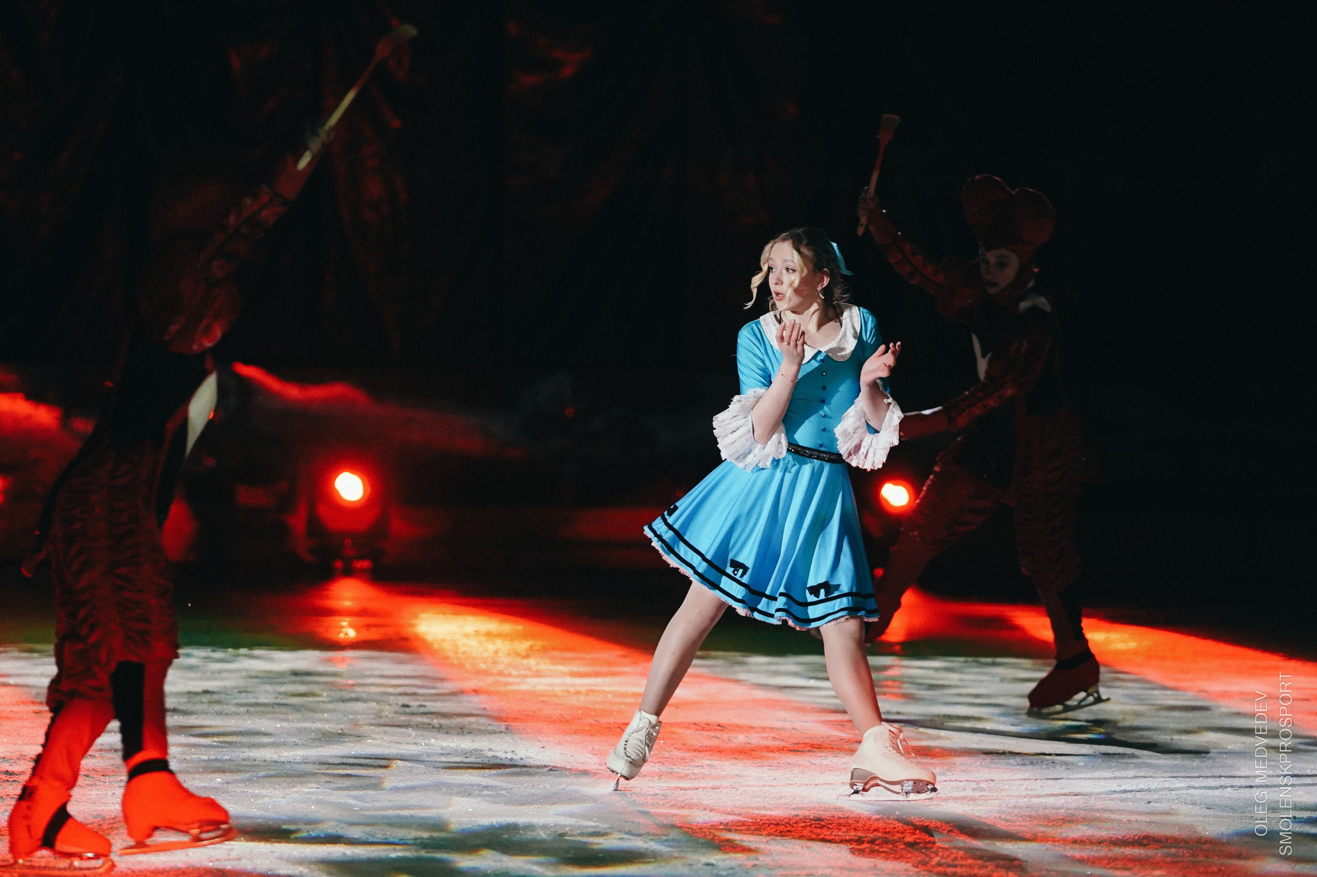 Алиса в стране чудес шоу на льду. Спортивный фотограф Олег Медведев | prosport67 | Смоленск