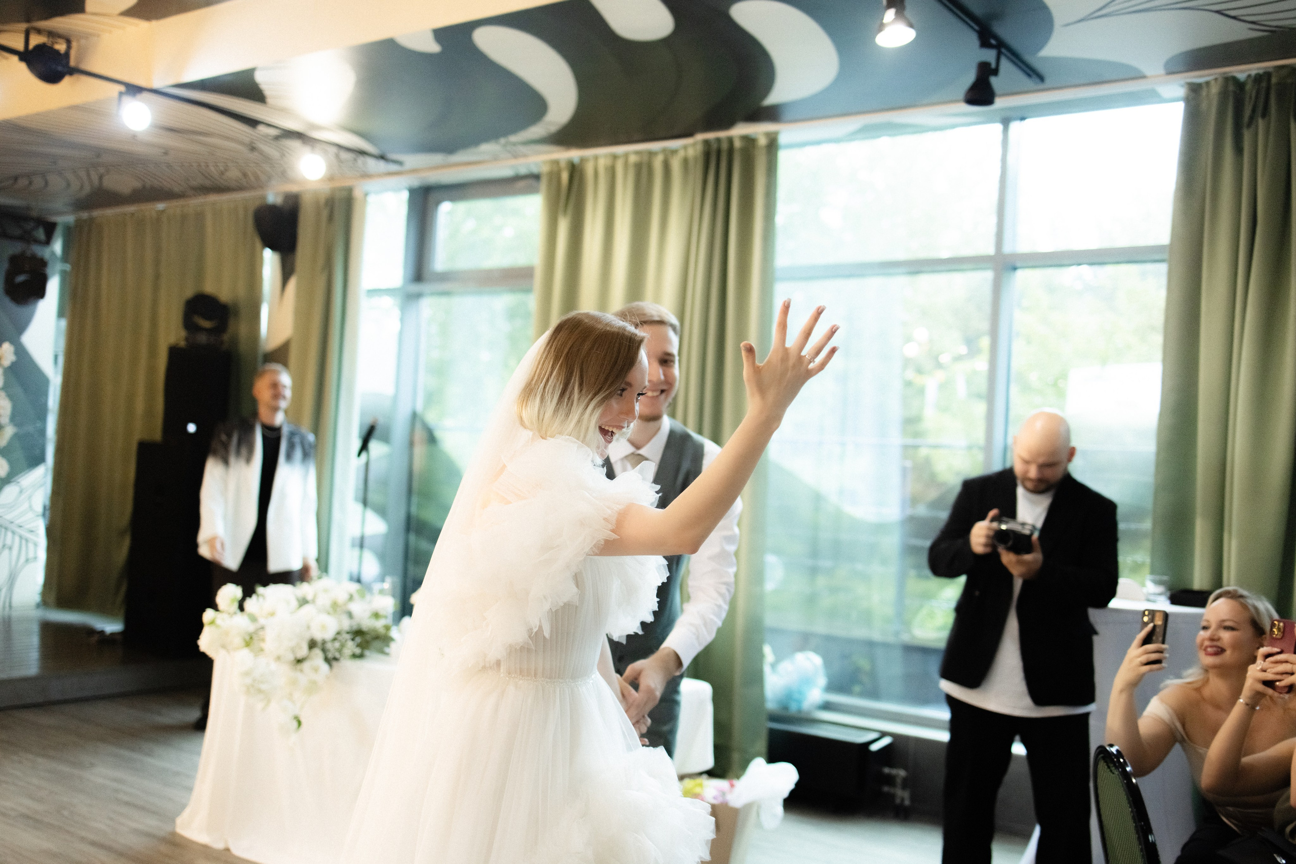 L | A. Свадебный и портретный фотограф в Новосибирске Любовь Исакова