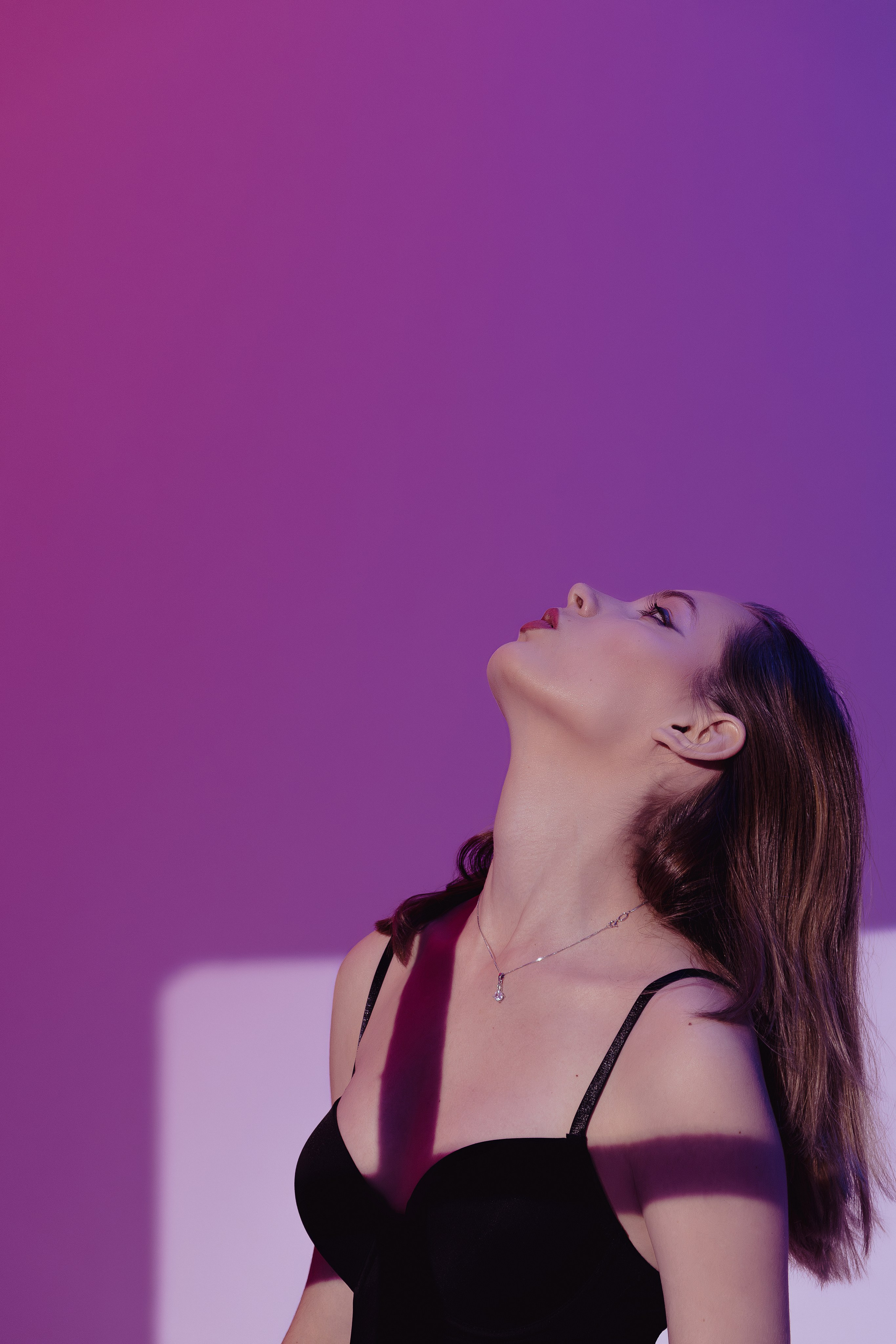 Фотосессия в Ростове-на-Дону в нижнем белье, женский фотограф Ростов-на-Дону, фотосессия в боди на циклораме в Ростове-на-Дону.