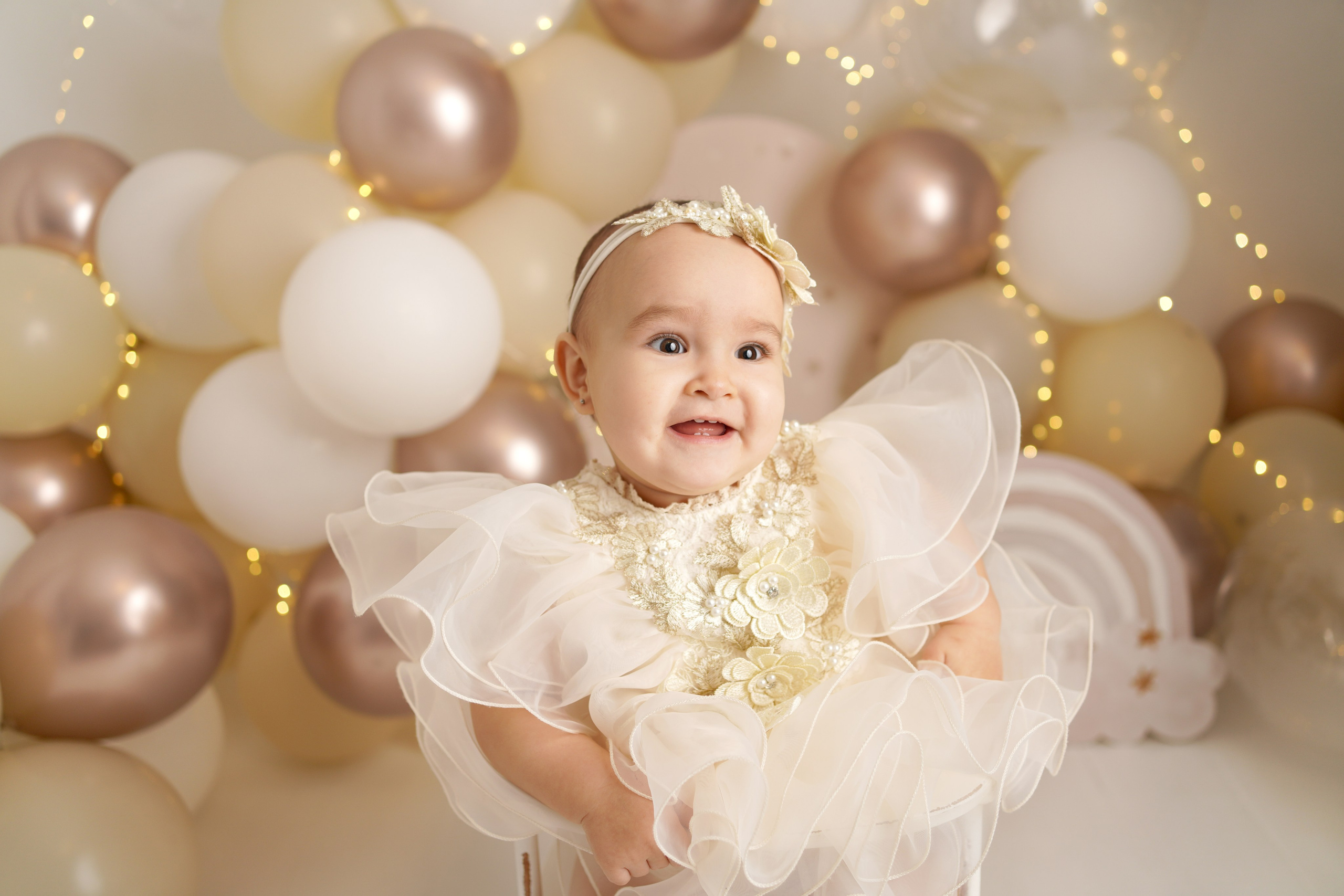 Фотосессия 1 годик Софии. Детский фотограф и фотограф новорожденных в Калининград Оксана Иваний