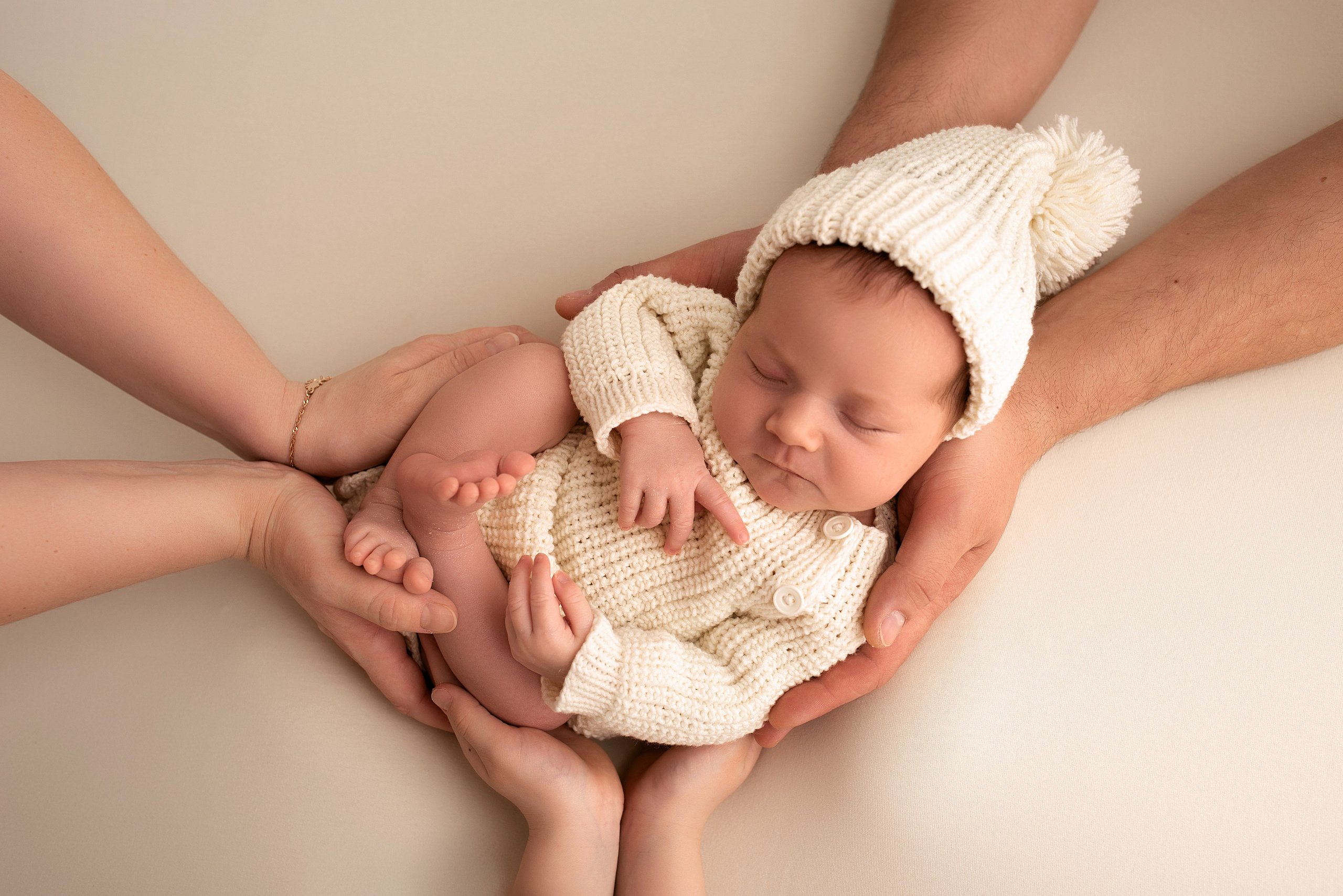 Новорождённые девочки. Детский фотограф новорождённых в Минске Боровик Екатерина