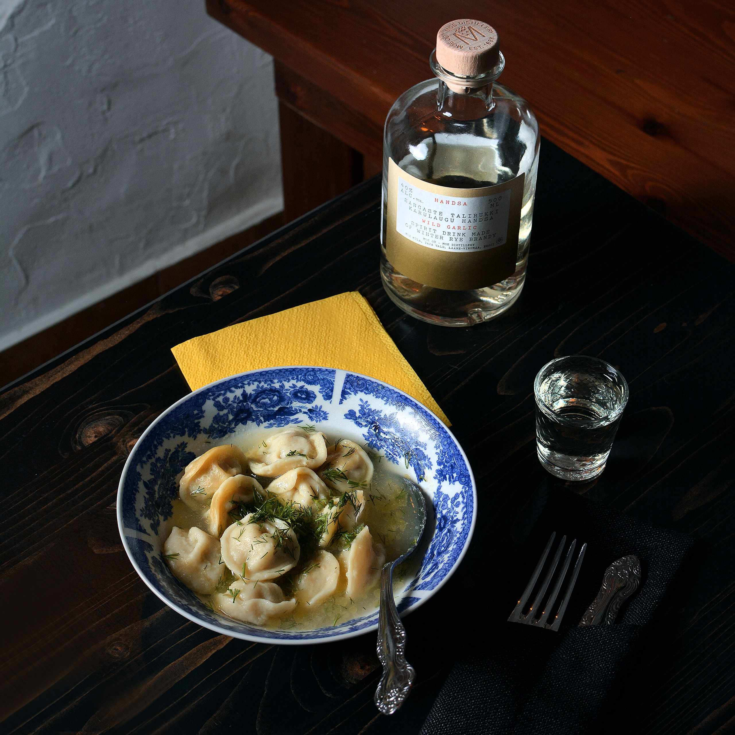 «На Дне» рюмочная. Фотограф Надежда Жемкова. Фотосъёмка, ретушь, фотомонтаж для вас и вашего бизнеса