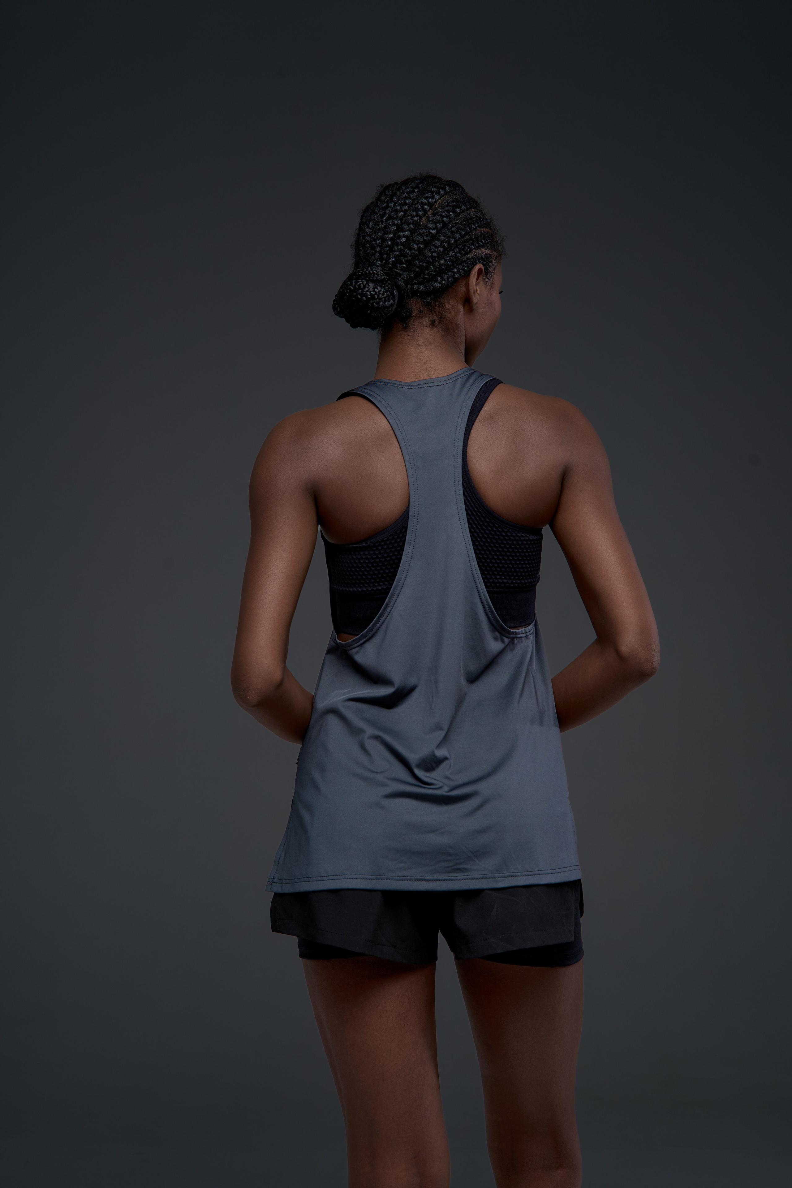 Спортивные футболки. Фотограф для маркетплейсов в Москве