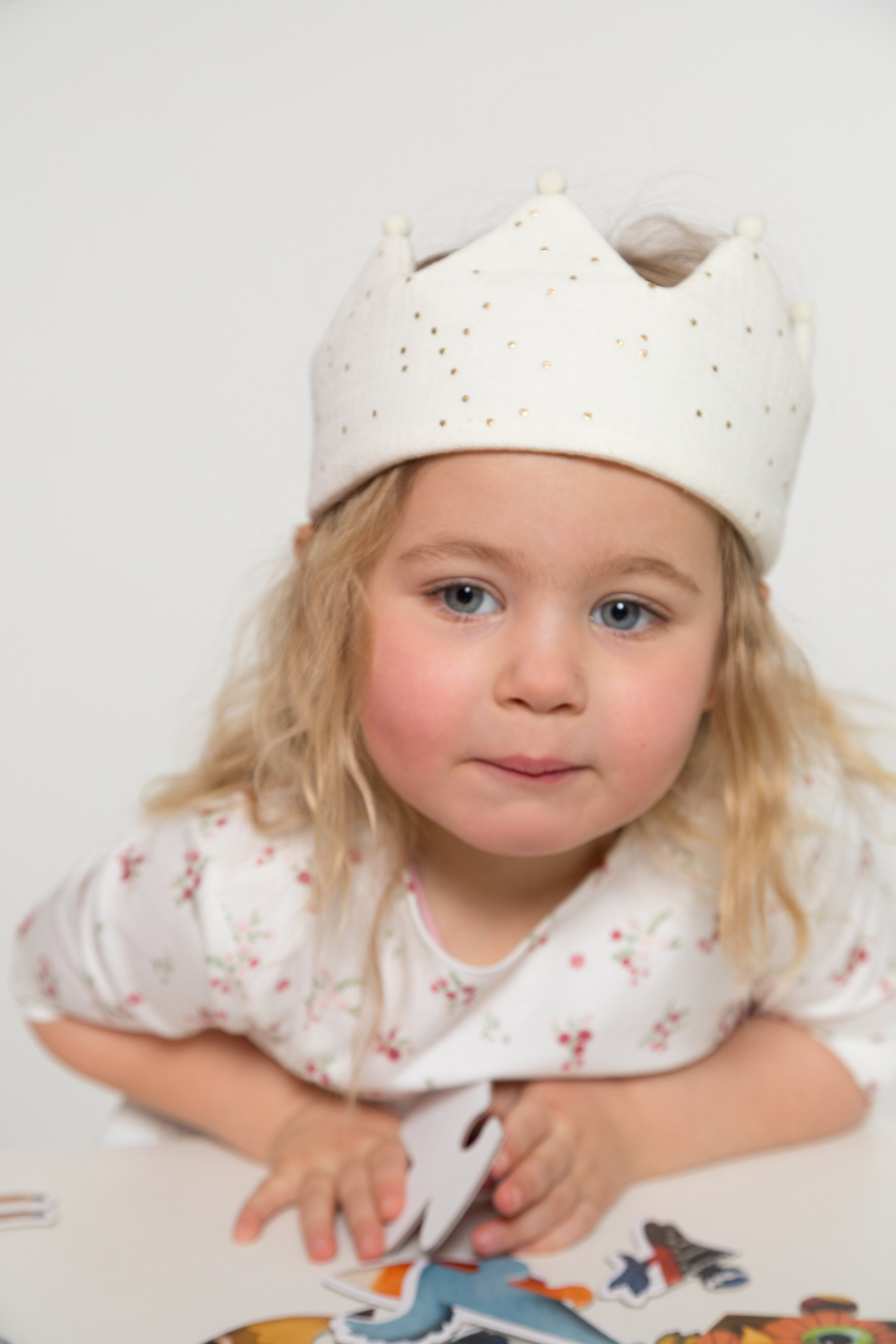 Имиджевая и каталожная съёмка для бренда детских пазлов. Детский и контент фотограф Надя Волкова Санкт-Петербург