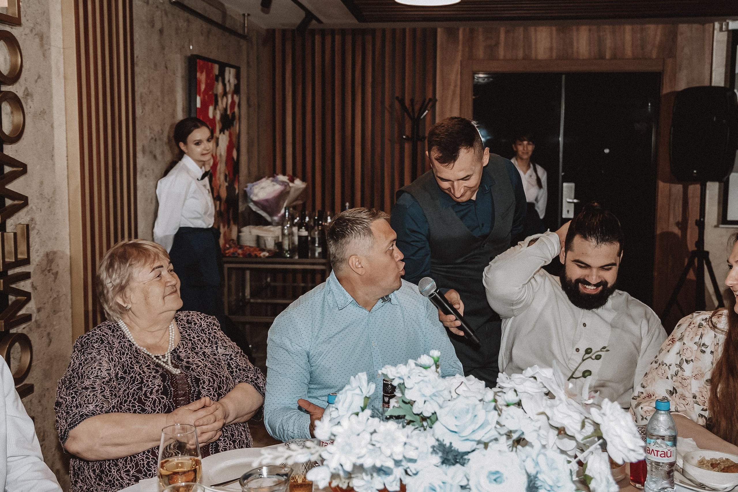 Свадебный фотограф в DoubleTree by Hilton, Новосибирск | Яна Иванова. Семейный и свадебный фотограф в Новосибирске Иванова Яна