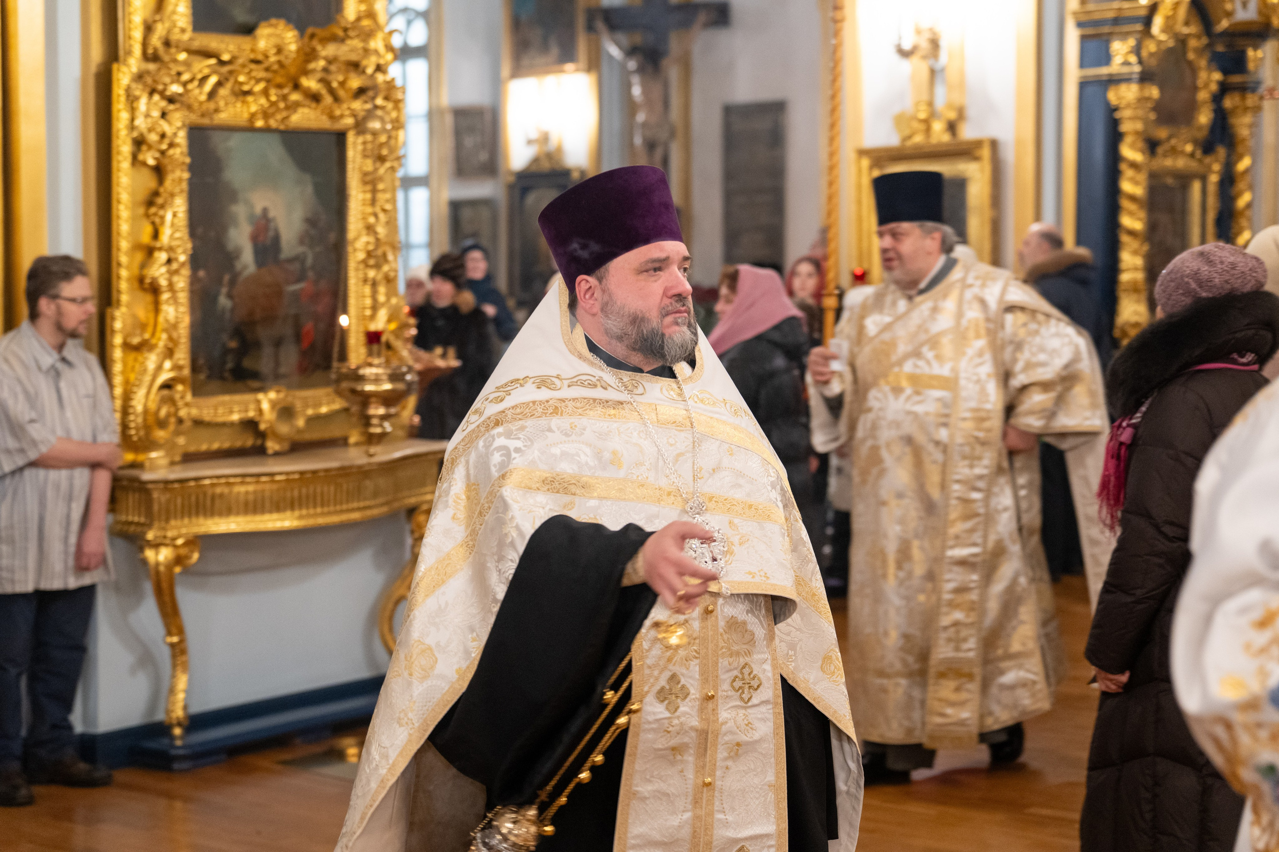 Праздничное бдение в Николо-Богоявленском морском соборе. НИКОЛО-БОГОЯВЛЕНСКИЙ МОРСКОЙ СОБОР