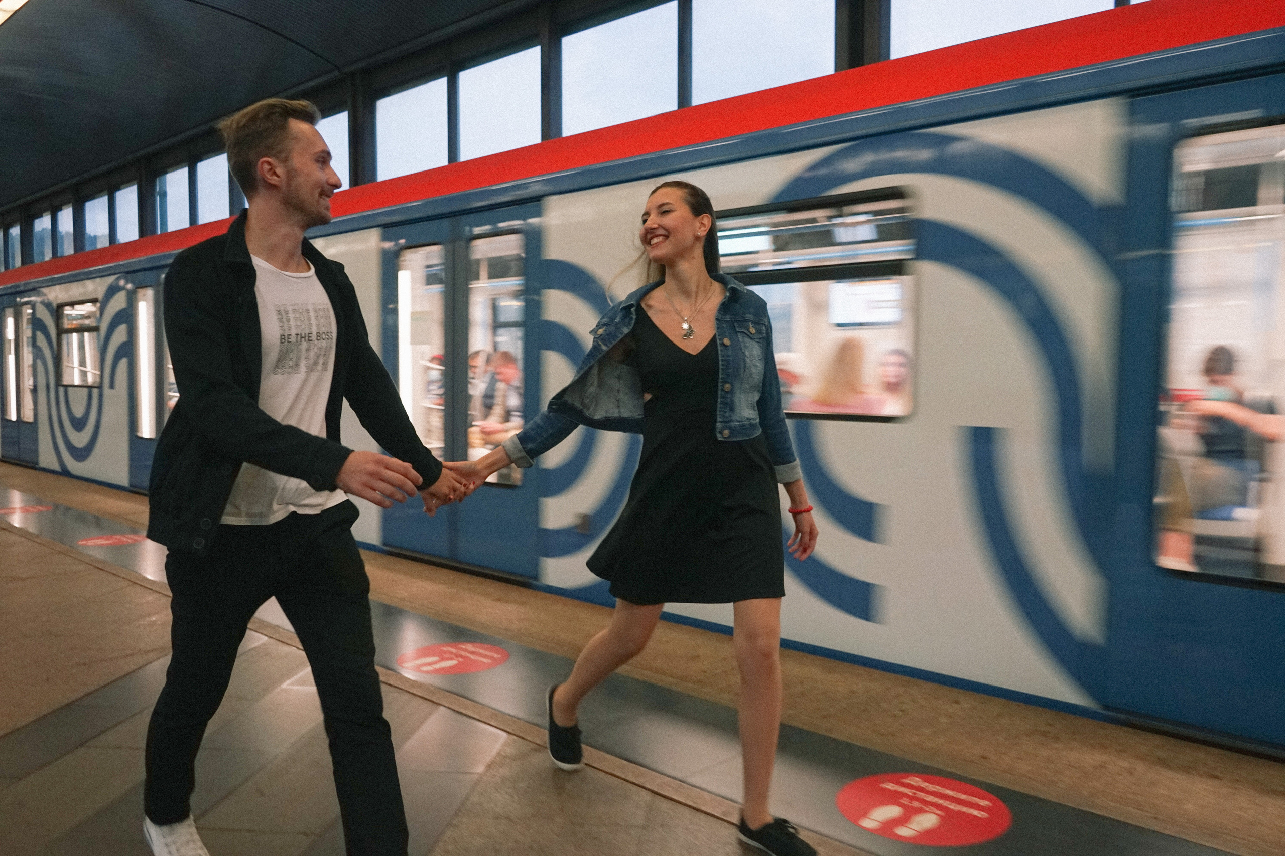 Фотограф лав стори Тбилиси. Фотограф в Грузии ОАЭ | Nekit Fox