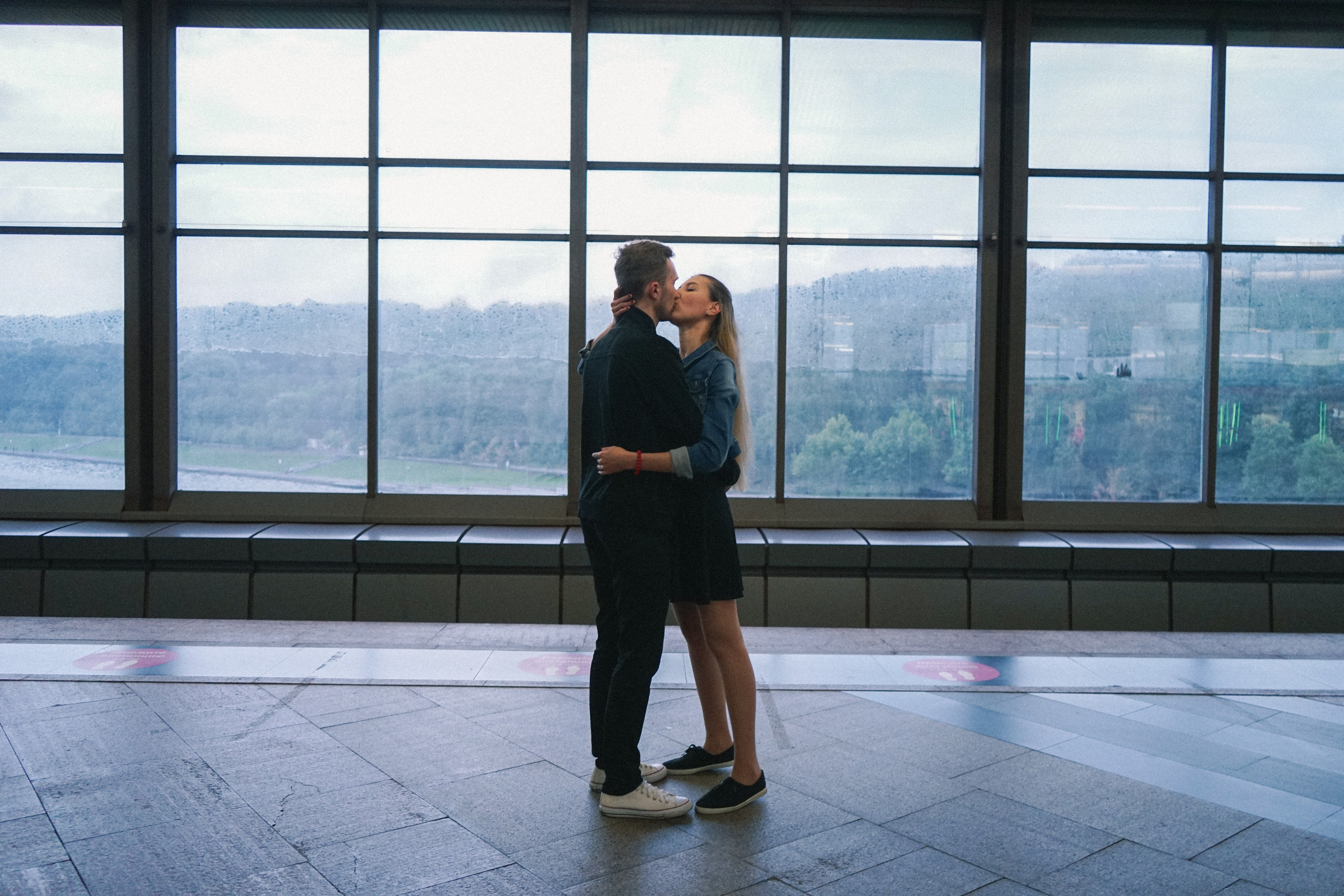 Фотограф лав стори Тбилиси. Фотограф в Грузии ОАЭ | Nekit Fox