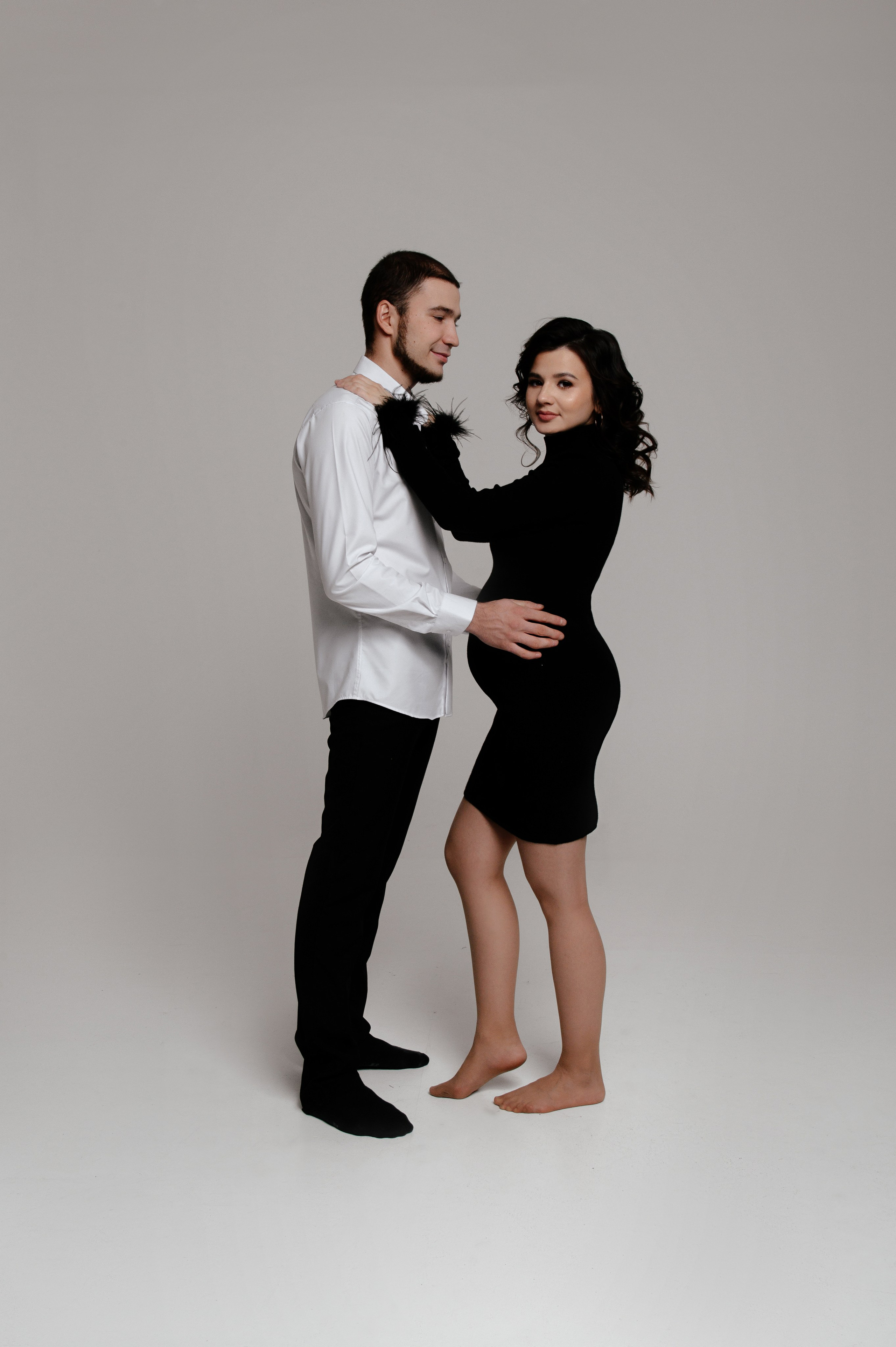 Фотосессия «в ожидании чуда» в Караганде. Свадебный фотограф Караганда