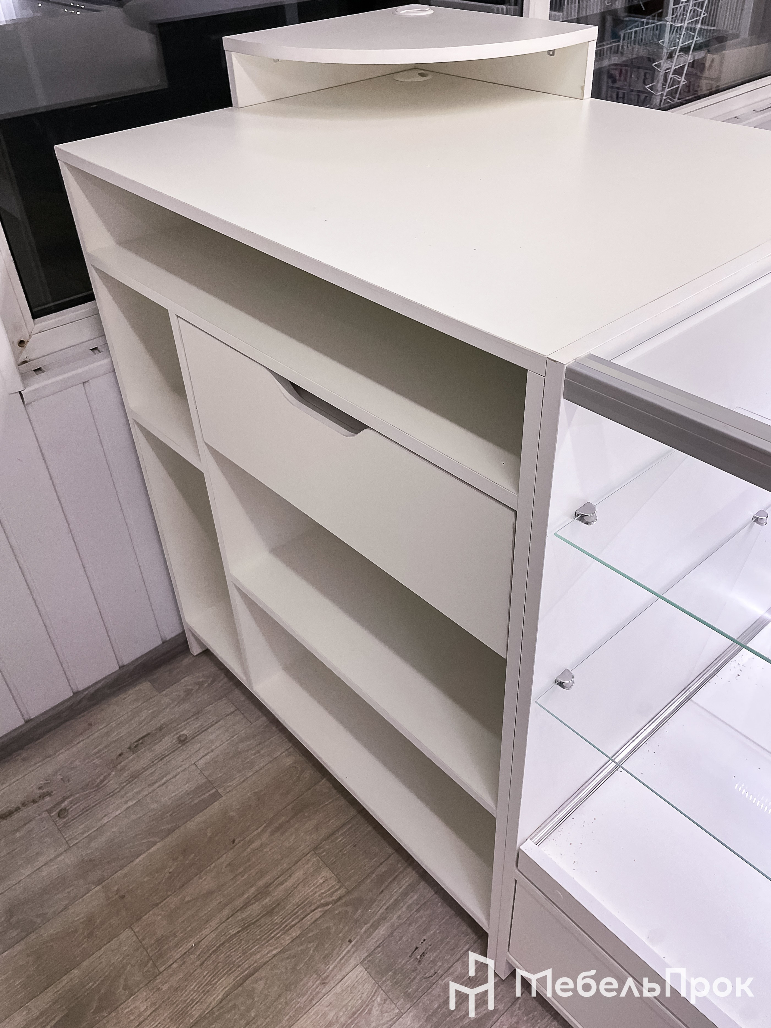 Мебель для торговых объектов. Главная