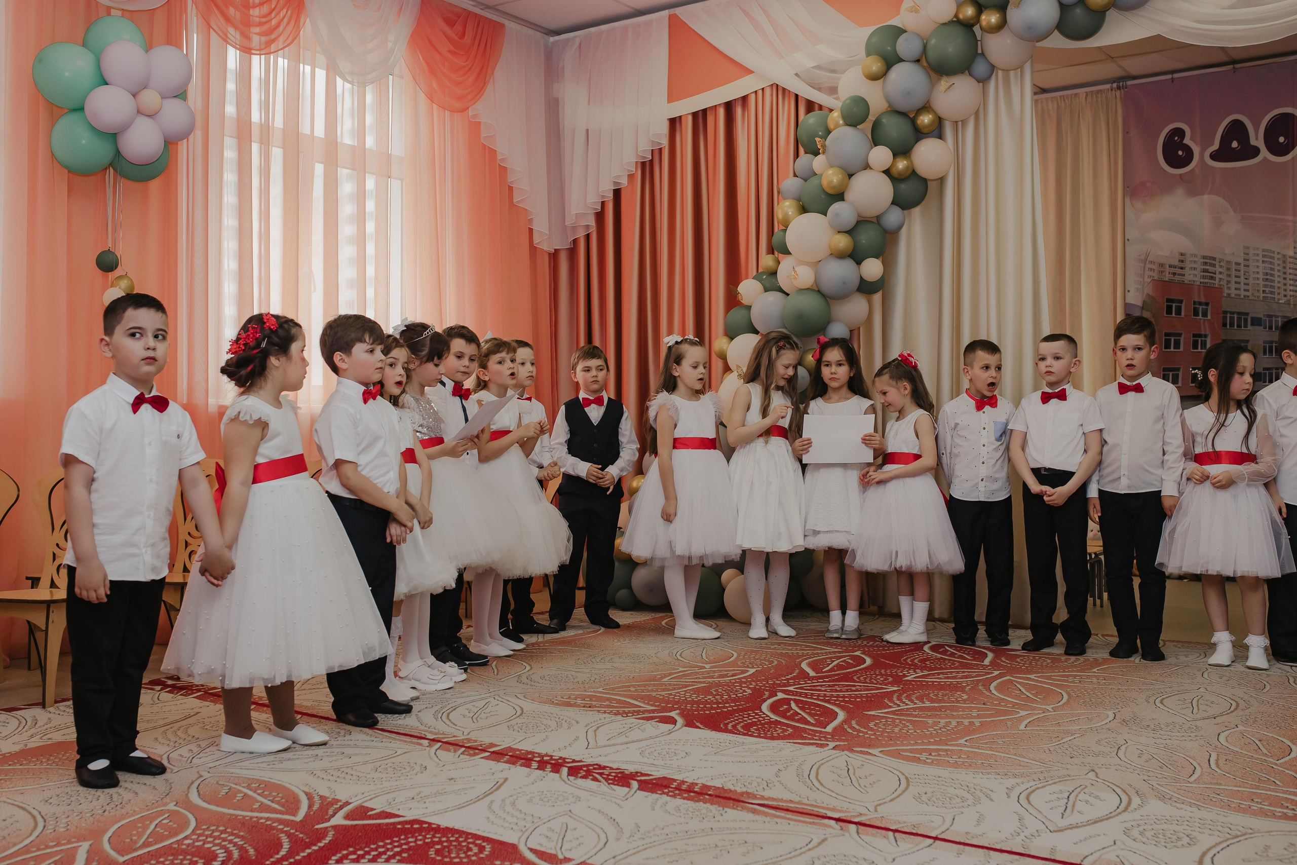 Выпускной сад 75. Семейный и домашний фотограф в Москве и МО Королева Валерия