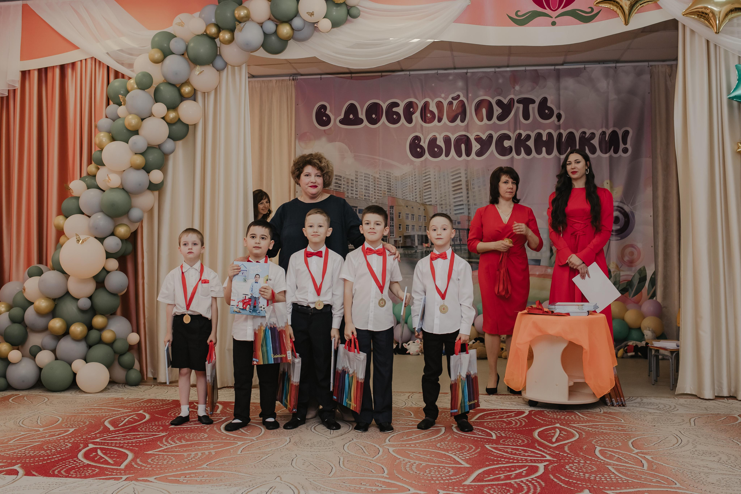 Выпускной сад 75. Семейный и домашний фотограф в Москве и МО Королева Валерия