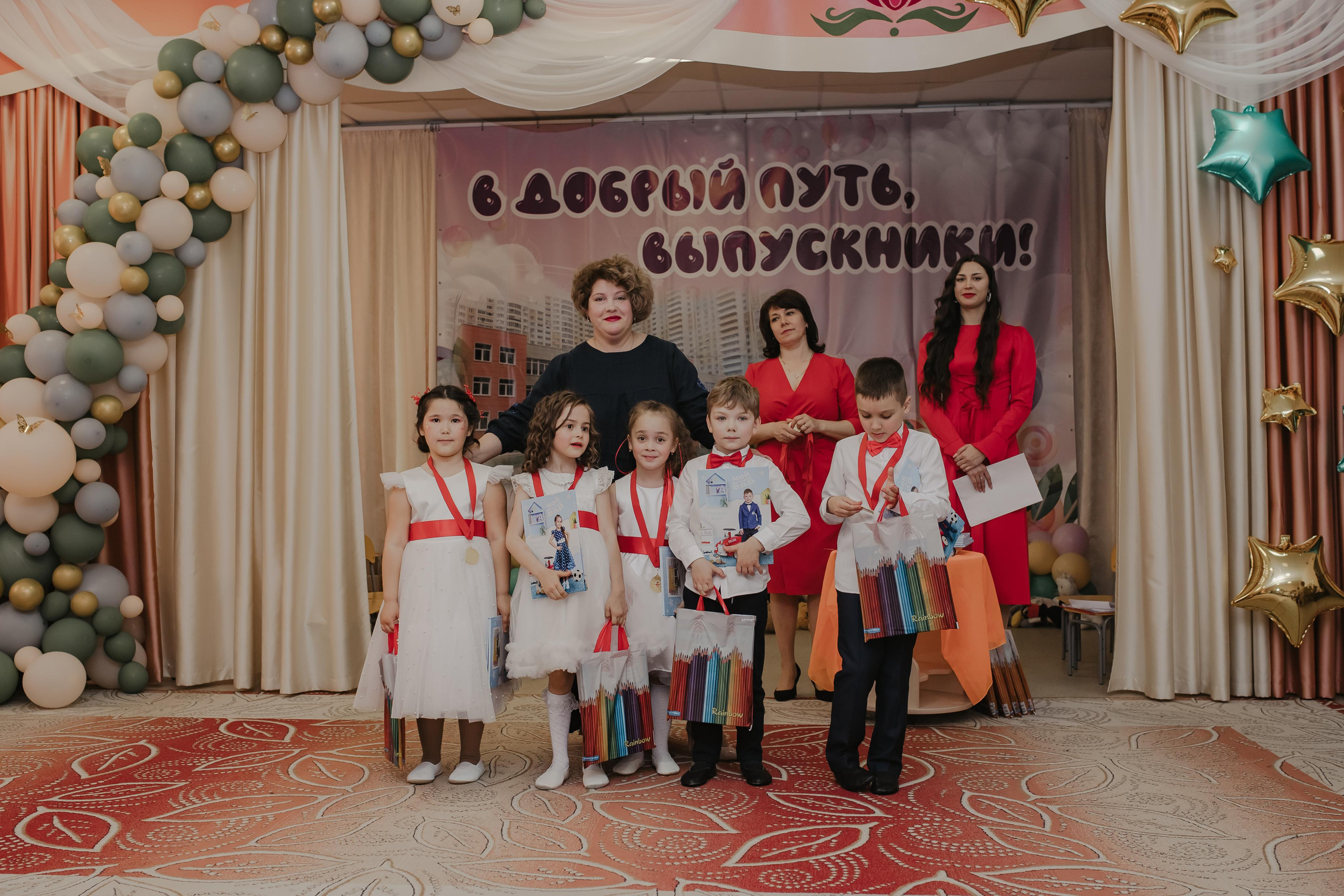 Выпускной сад 75. Семейный и домашний фотограф в Москве и МО Королева Валерия