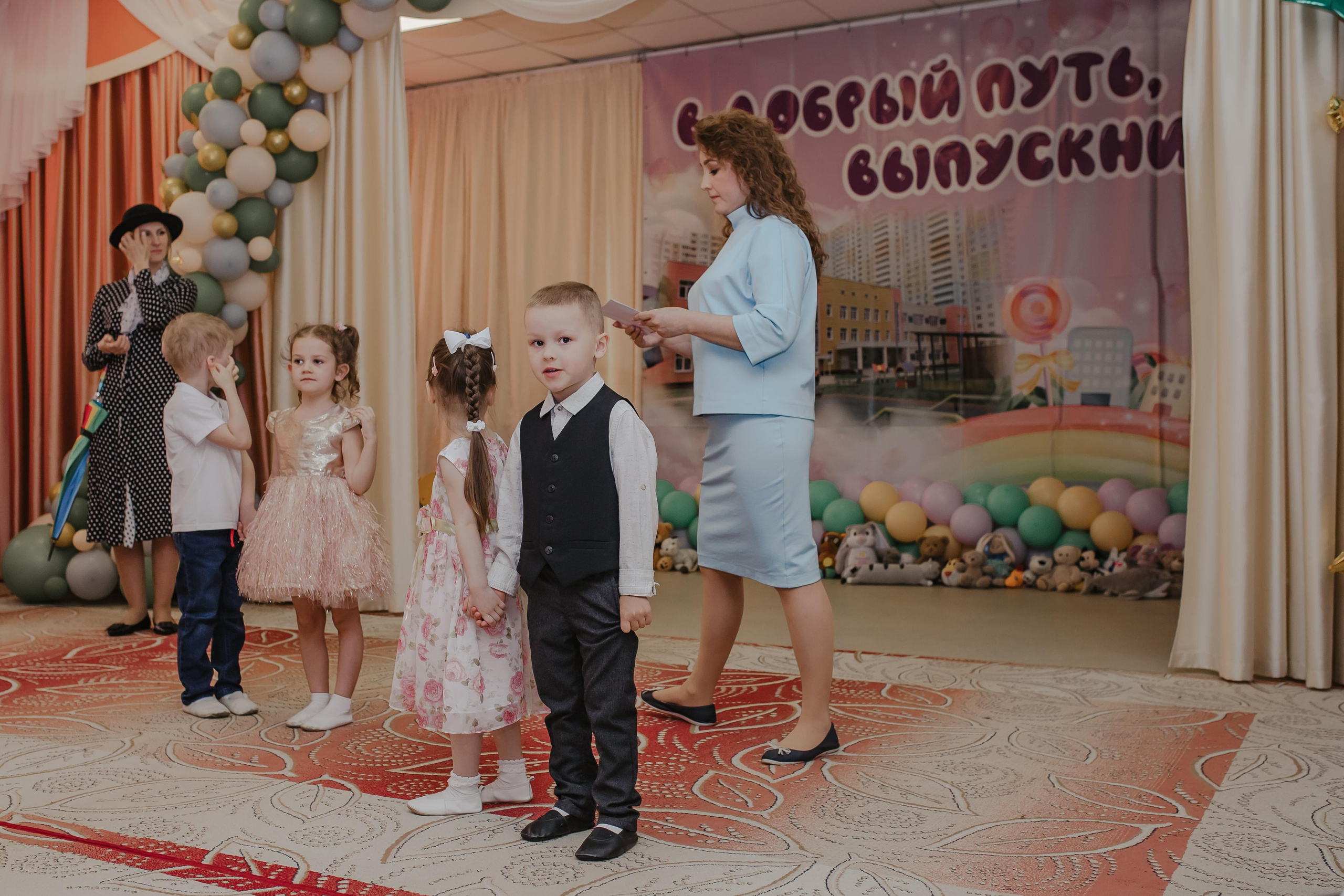 Выпускной сад 75. Семейный и домашний фотограф в Москве и МО Королева Валерия
