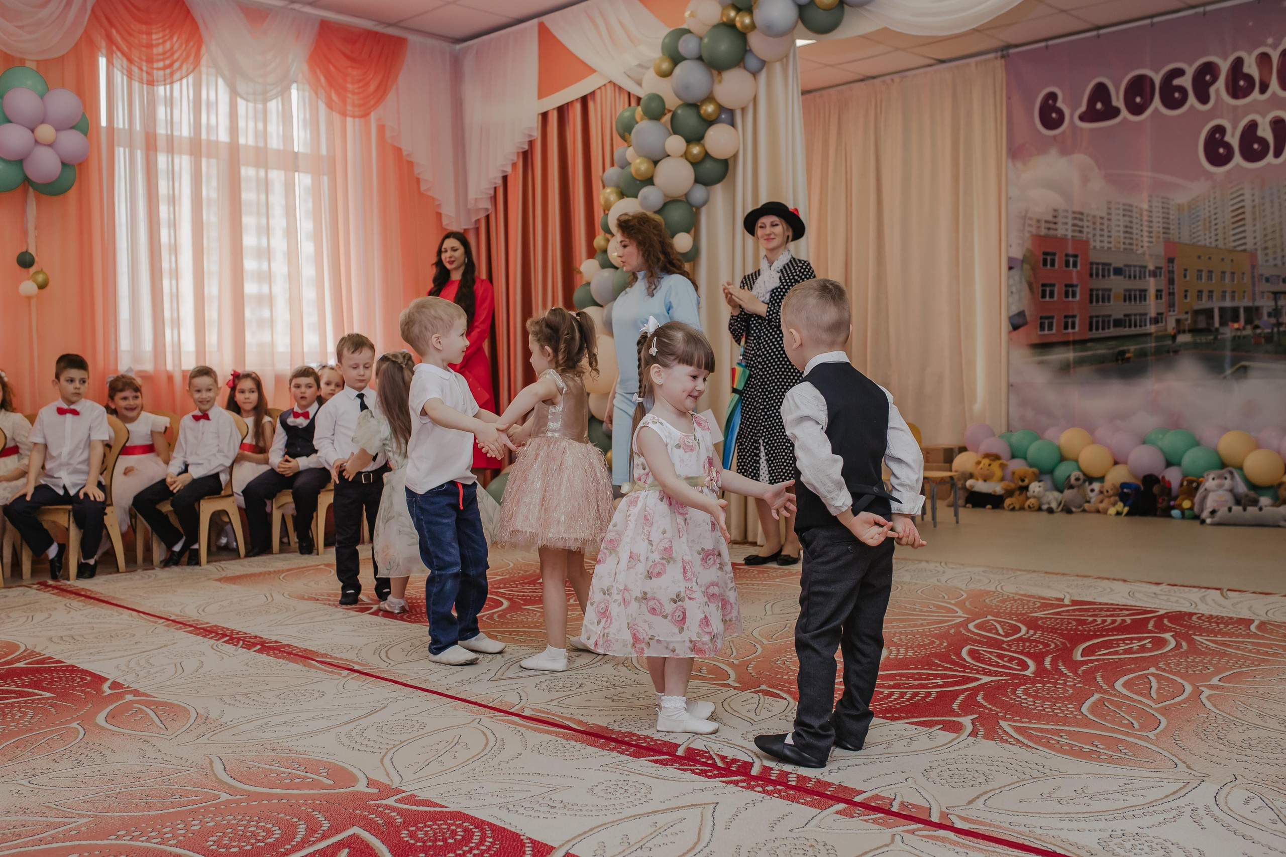 Выпускной сад 75. Семейный и домашний фотограф в Москве и МО Королева Валерия