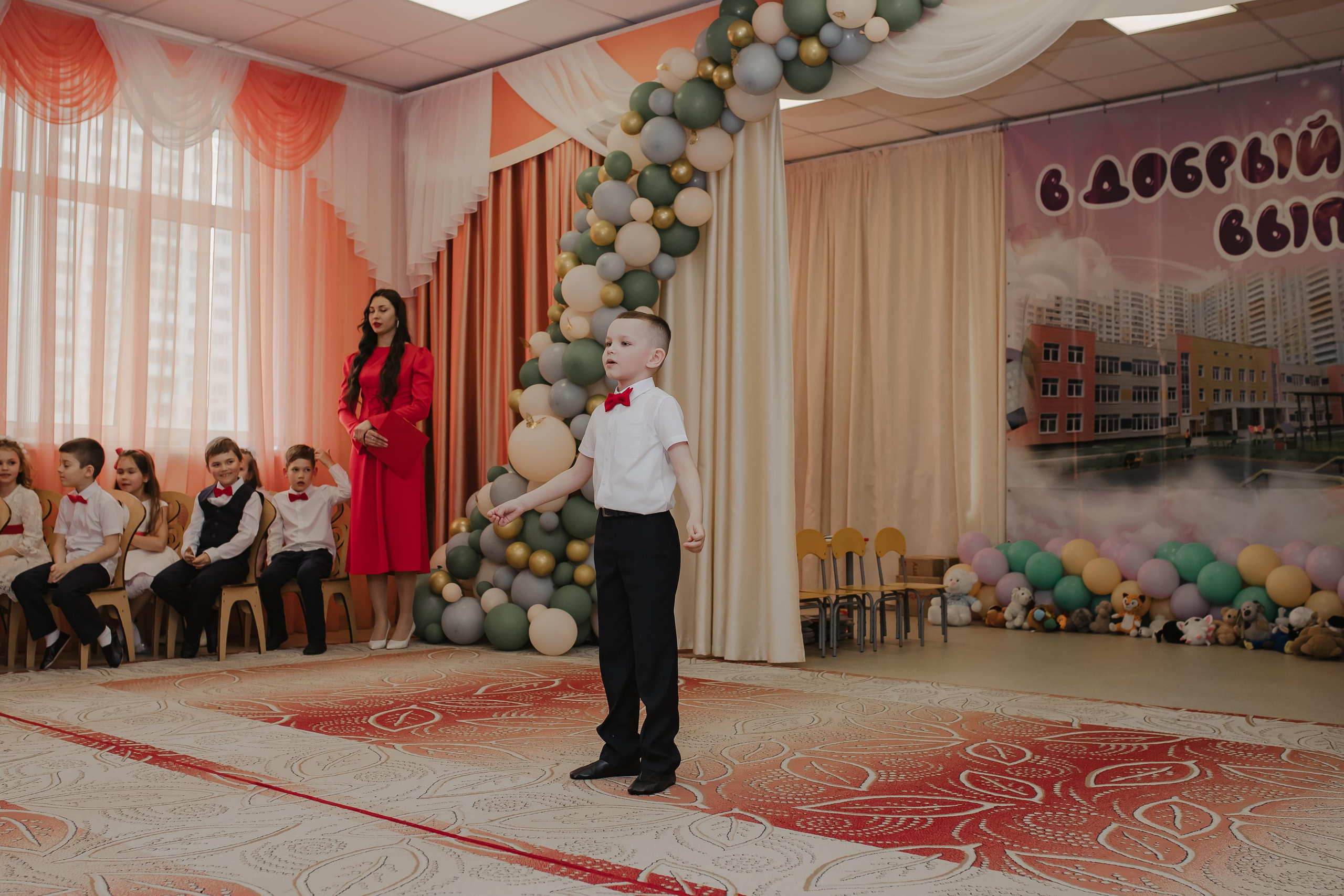 Выпускной сад 75. Семейный и домашний фотограф в Москве и МО Королева Валерия