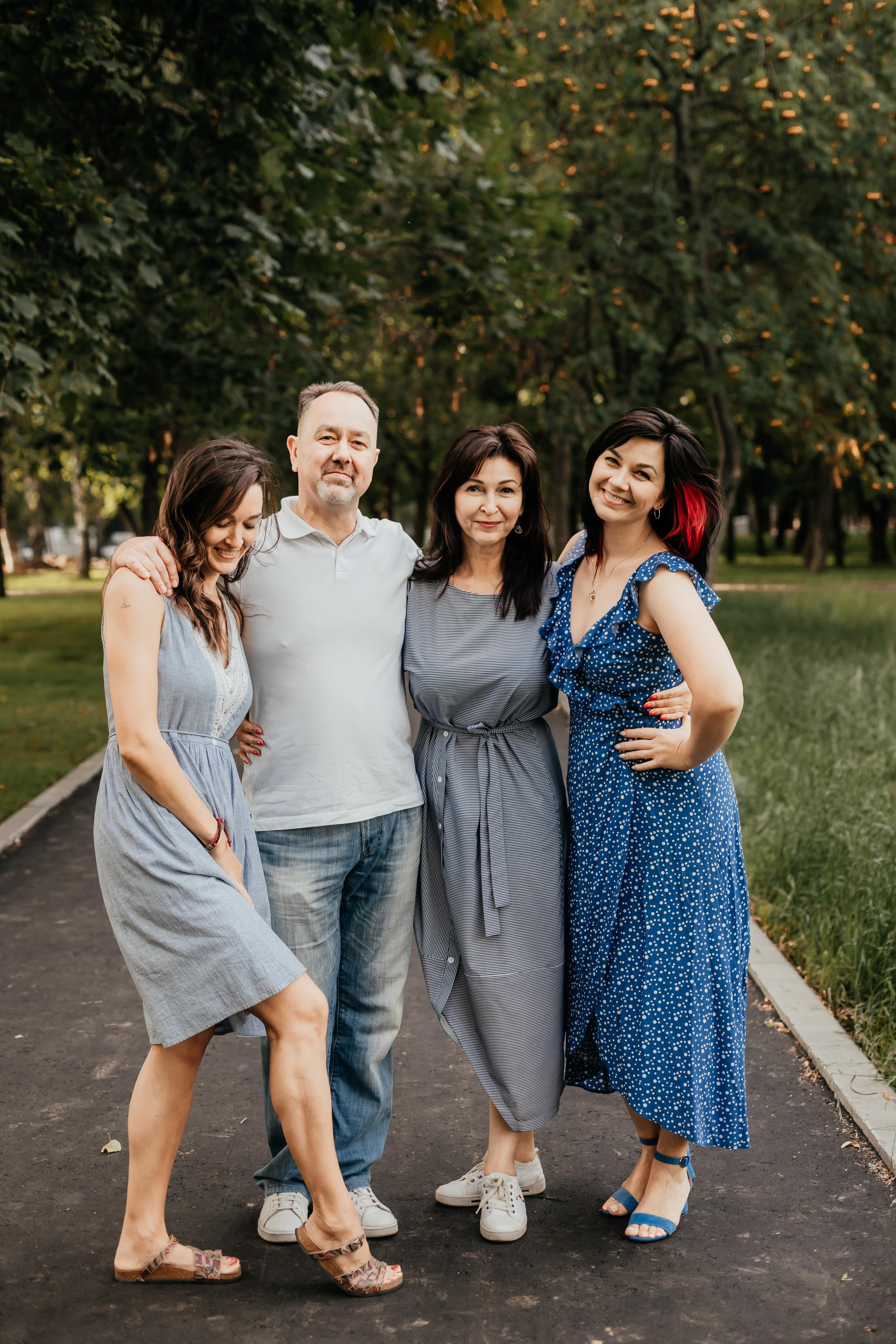 Анна с семьей. Семейный и домашний фотограф в Москве и МО Королева Валерия