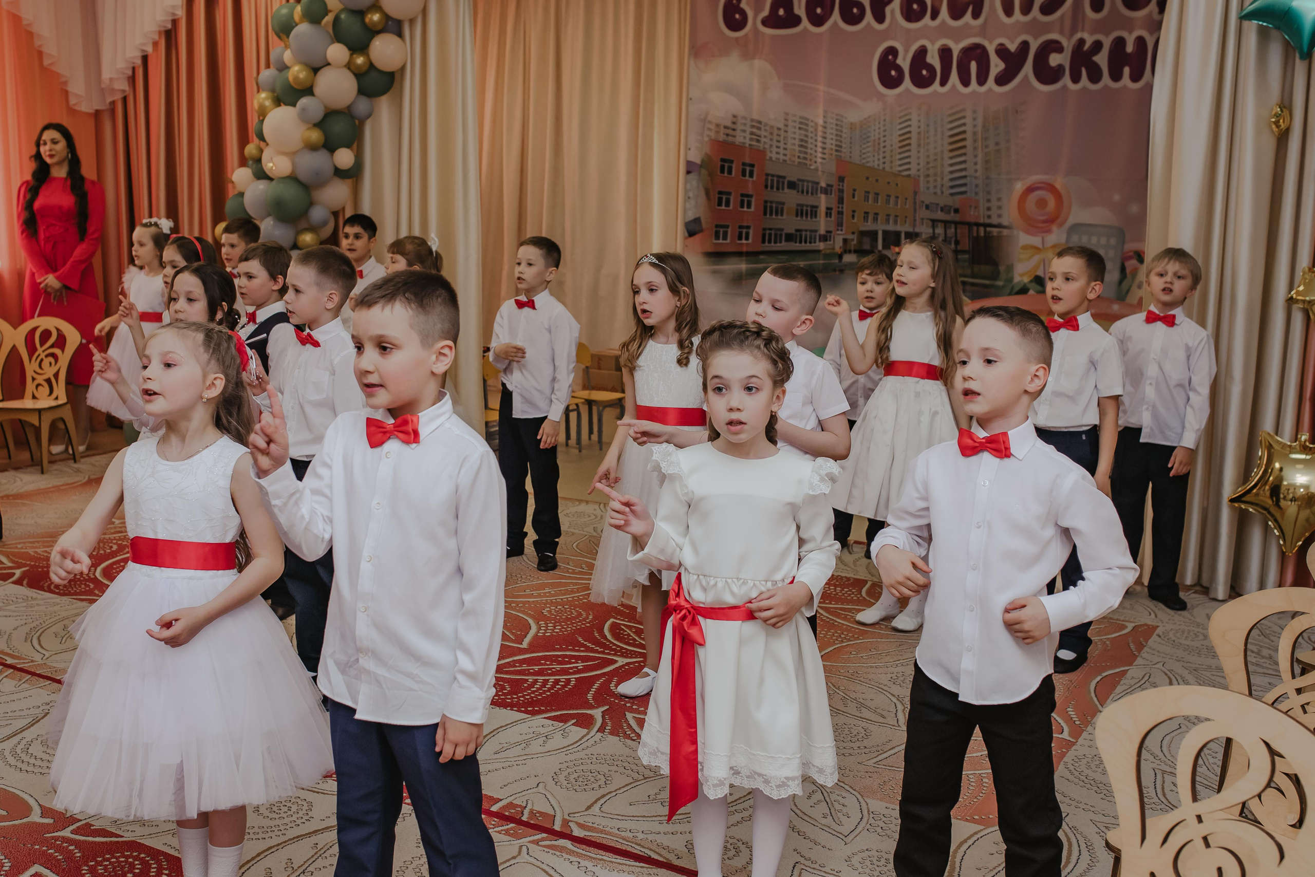 Выпускной сад 75. Семейный и домашний фотограф в Москве и МО Королева Валерия