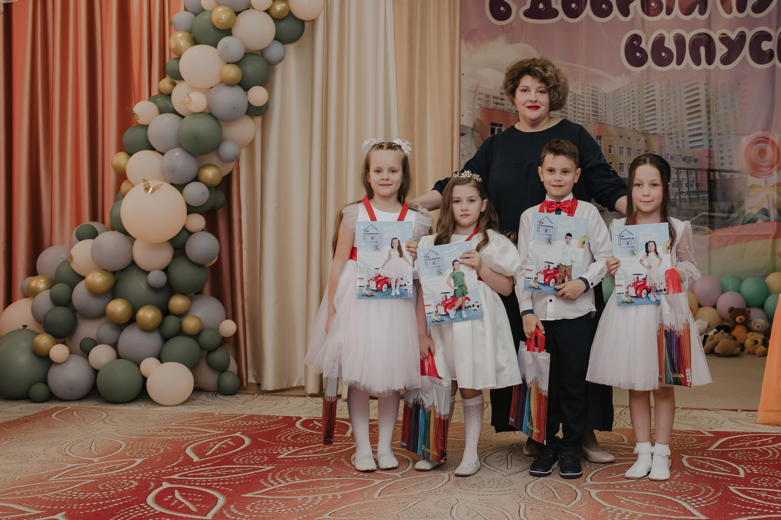 Выпускной сад 75. Семейный и домашний фотограф в Москве и МО Королева Валерия