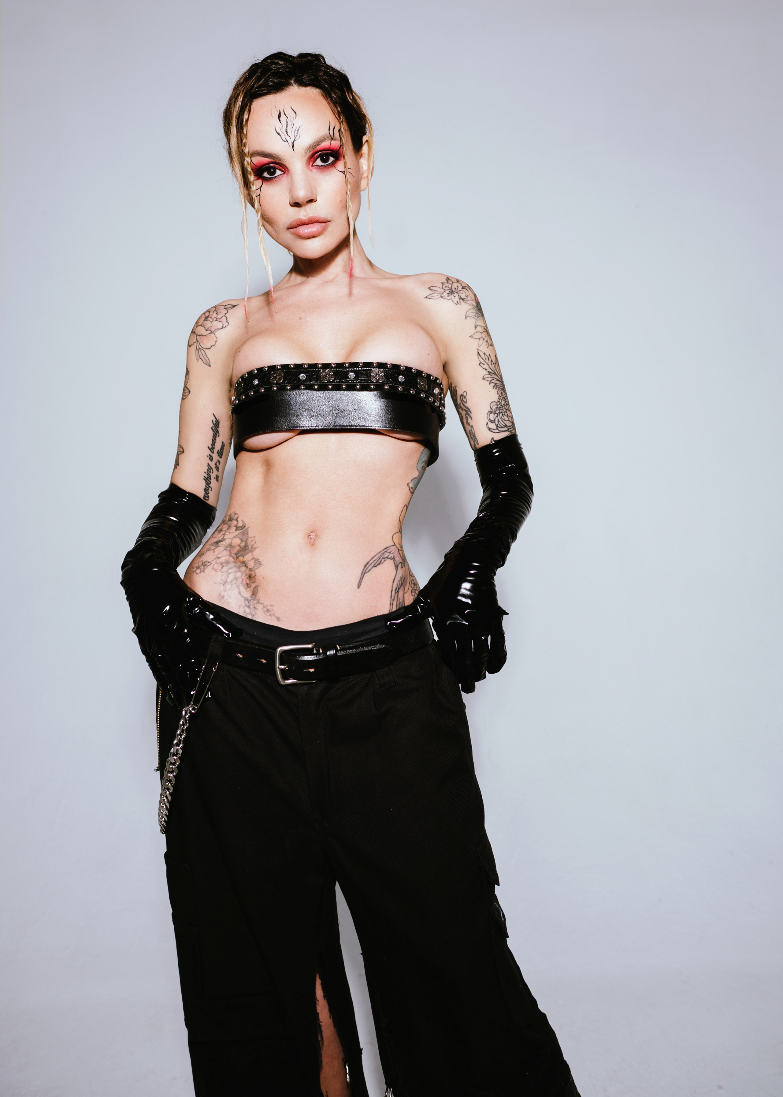 Masha Tsigal. Главная