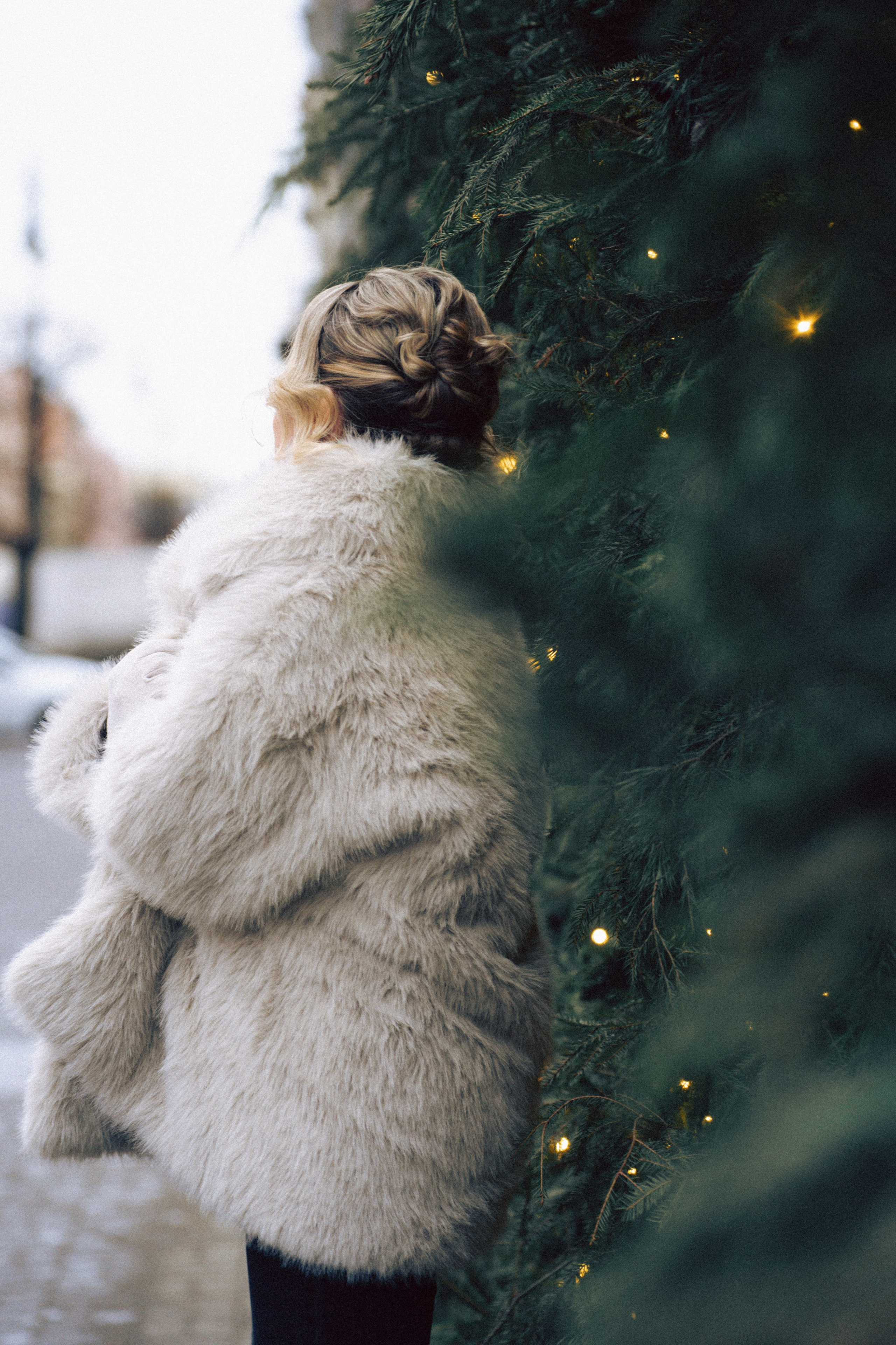 НОВОГОДНЯЯ ФОТОСЕСИИЯ В СТУДИИ ДЛЯ ДЕВУШКИ И ПРОГУЛКА ПО ЧЕРНЫШЕВСКОЙ. Профессиональный фотограф, Санкт-Петербург — Виктория Богомолова