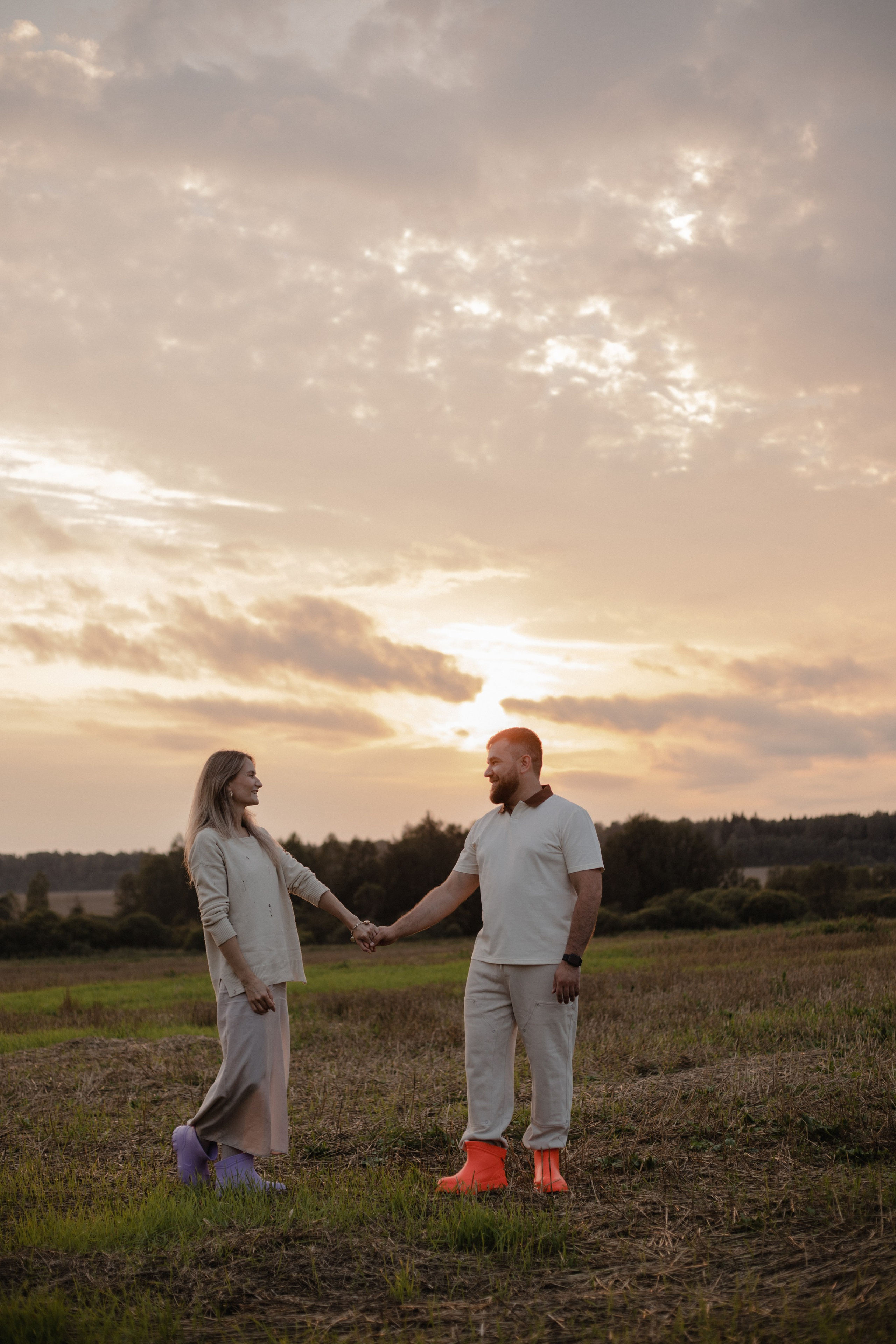 В стогах сена :)