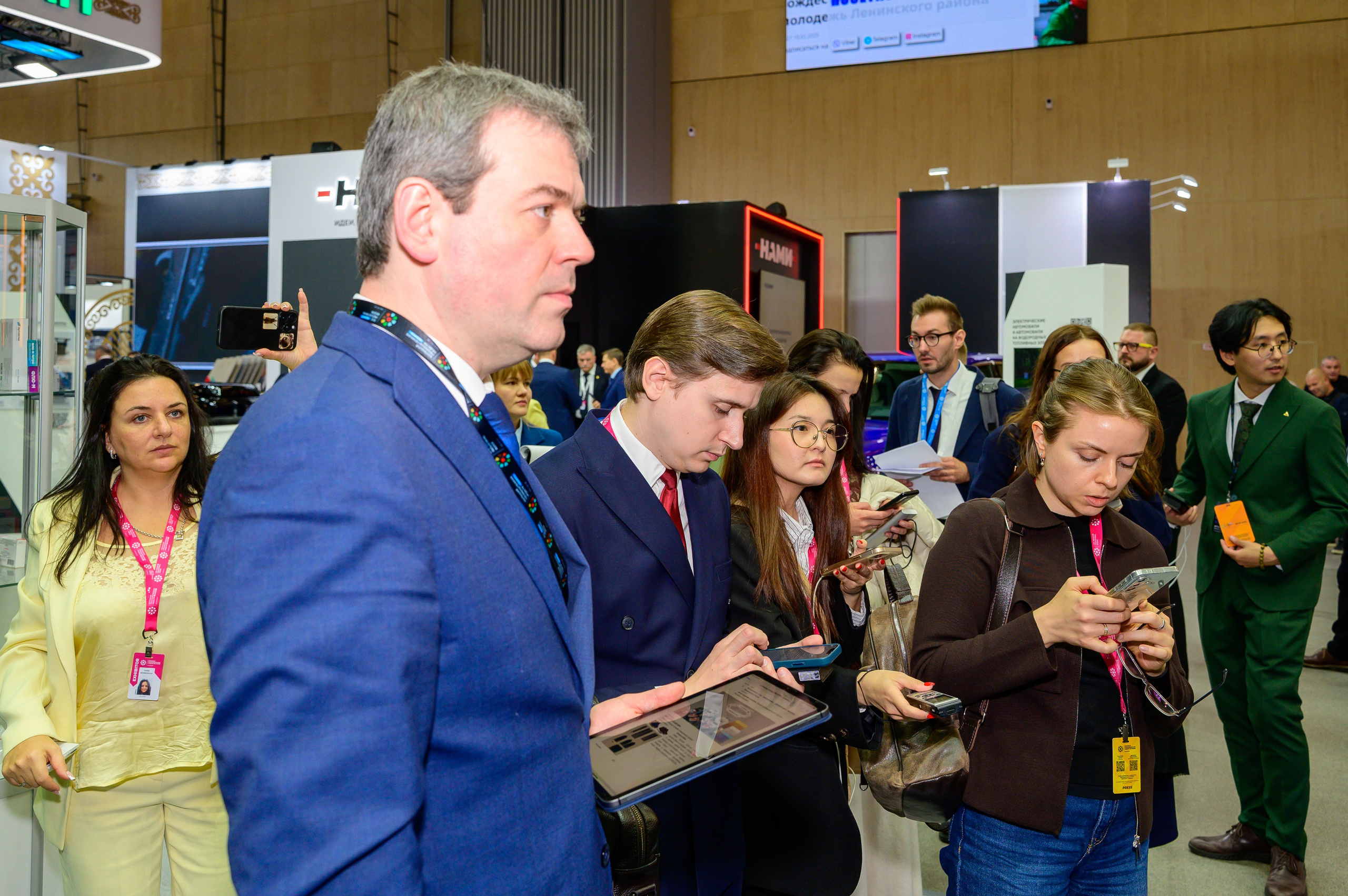 BigindustrialweekBelarus. Фотоуслуги, услуги фотографа, фотографирование важных событий