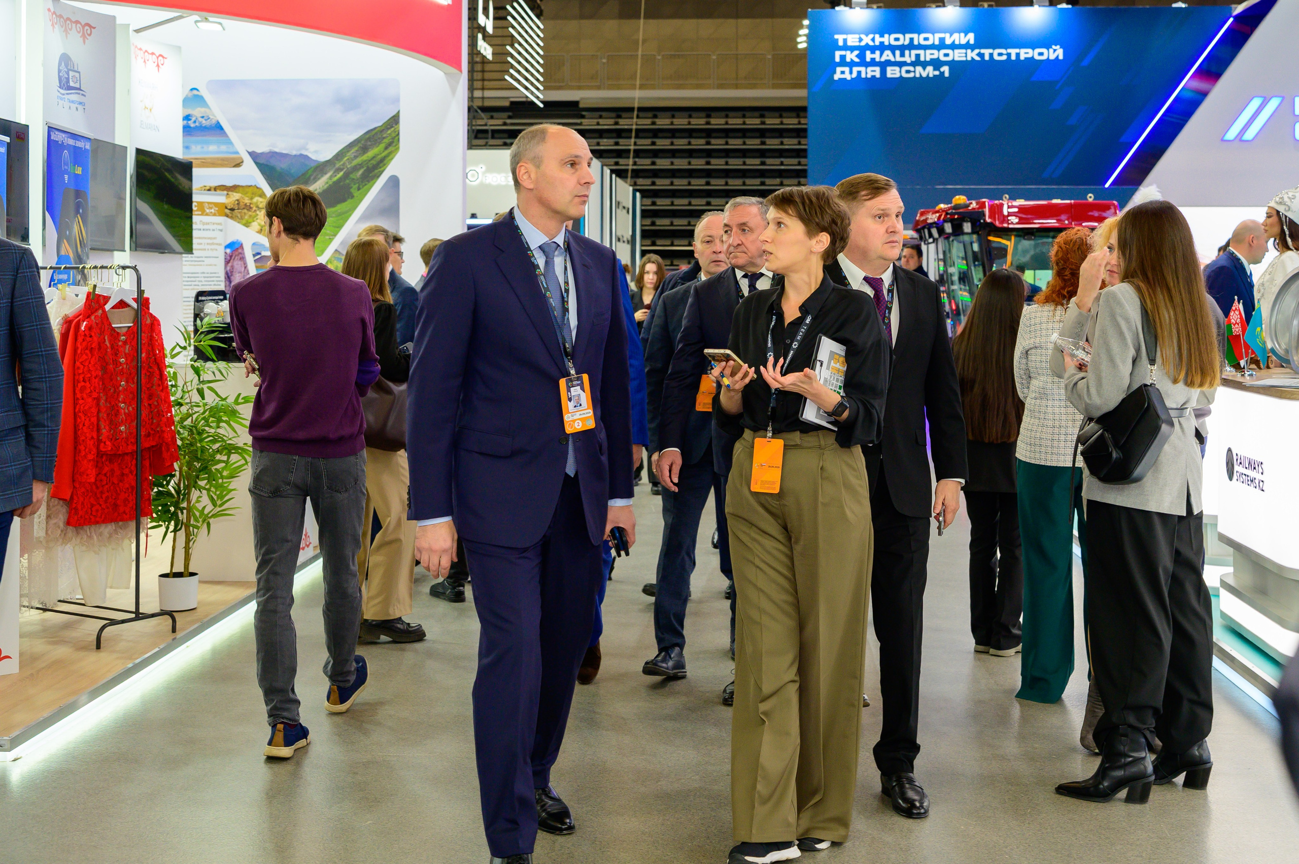 BigindustrialweekBelarus. Фотоуслуги, услуги фотографа, фотографирование важных событий