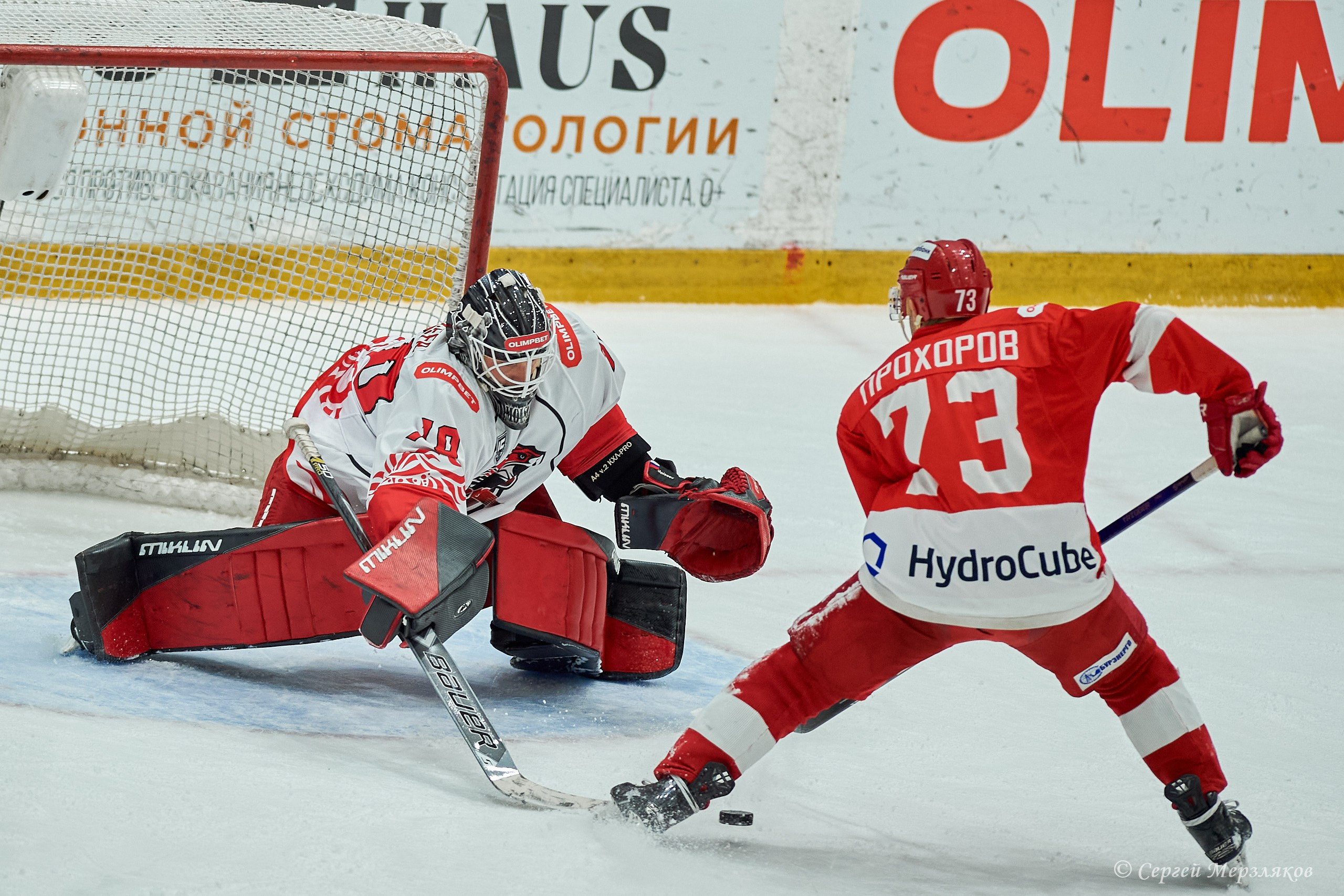 Хоккей. OLIMPBET Чемпионат России — ВХЛ Ижсталь — Ростов. 28.09.2024 Ижевск. Спортивный репортажный фотограф в Ижевске Сергей Мерзляков