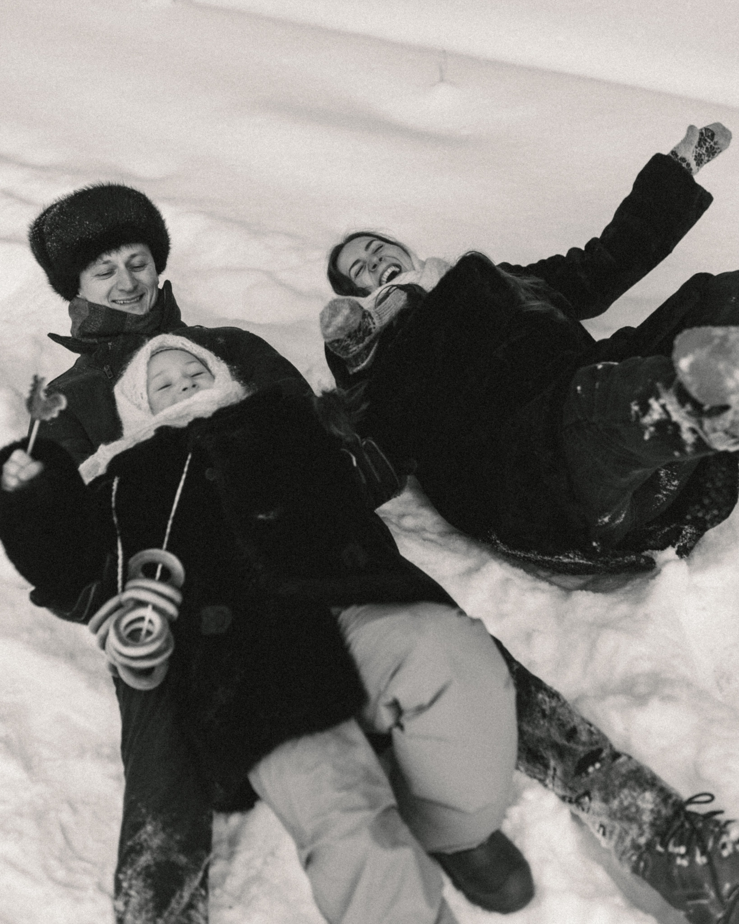 Зима не холодная, когда рядом свои. Семейный фотограф в Москве Алина Савченко