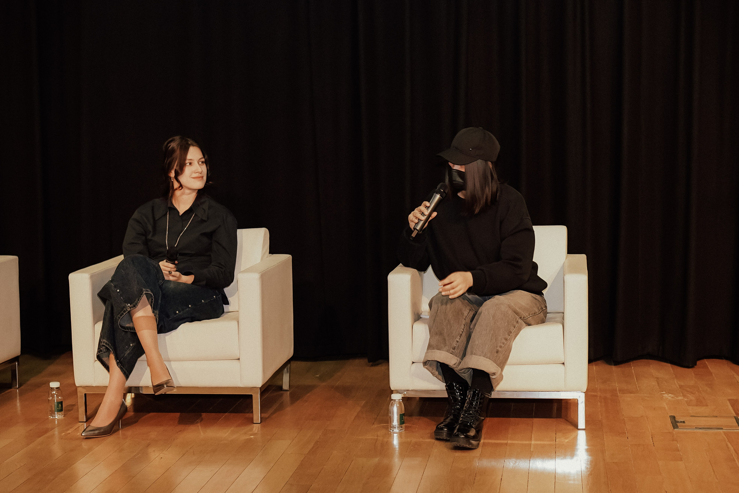 Казахстанские страницы (презентация книг). Крис Богомазова