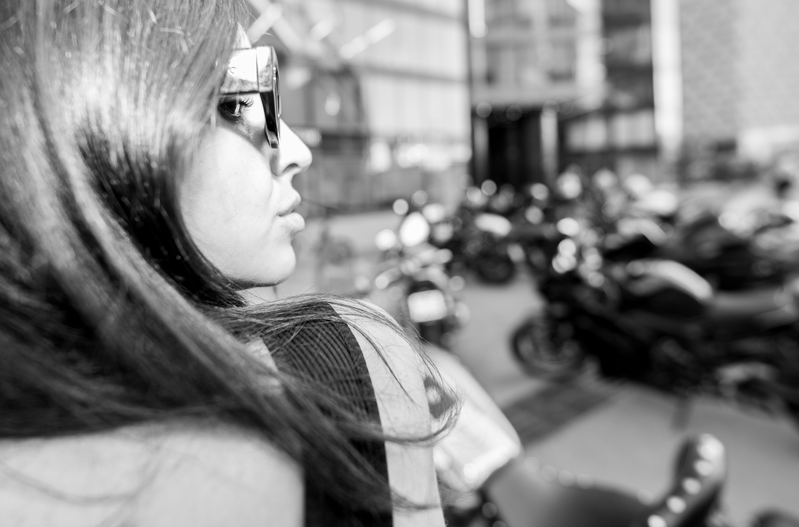 ПОРТРЕТЫ. ПОБУДЬ ЗДЕСЬ И ЦЕЛЕЕ БУДЕТ ЭТОТ МИР