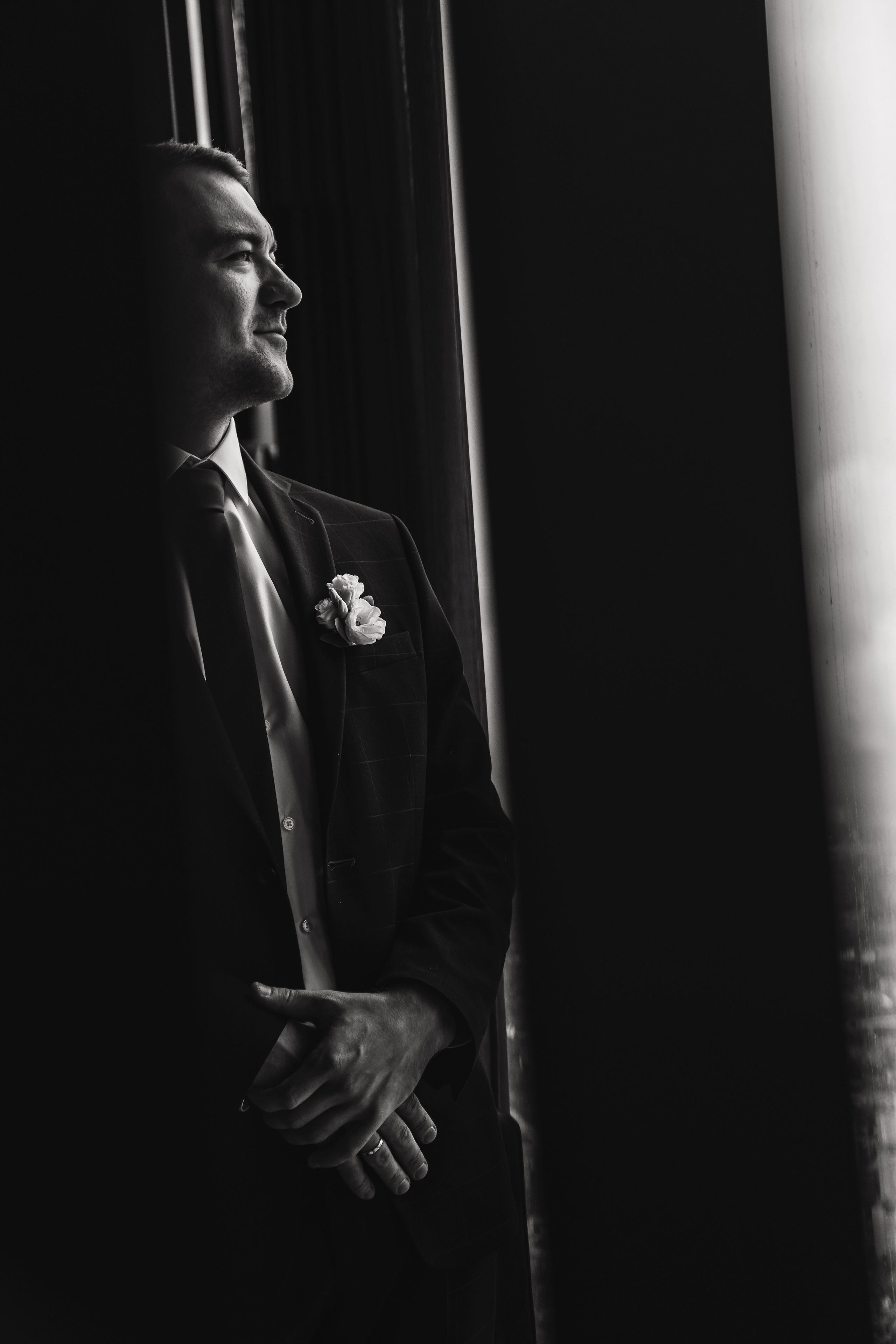 Портрет жениха. Фотограф на свадьбу Москва.