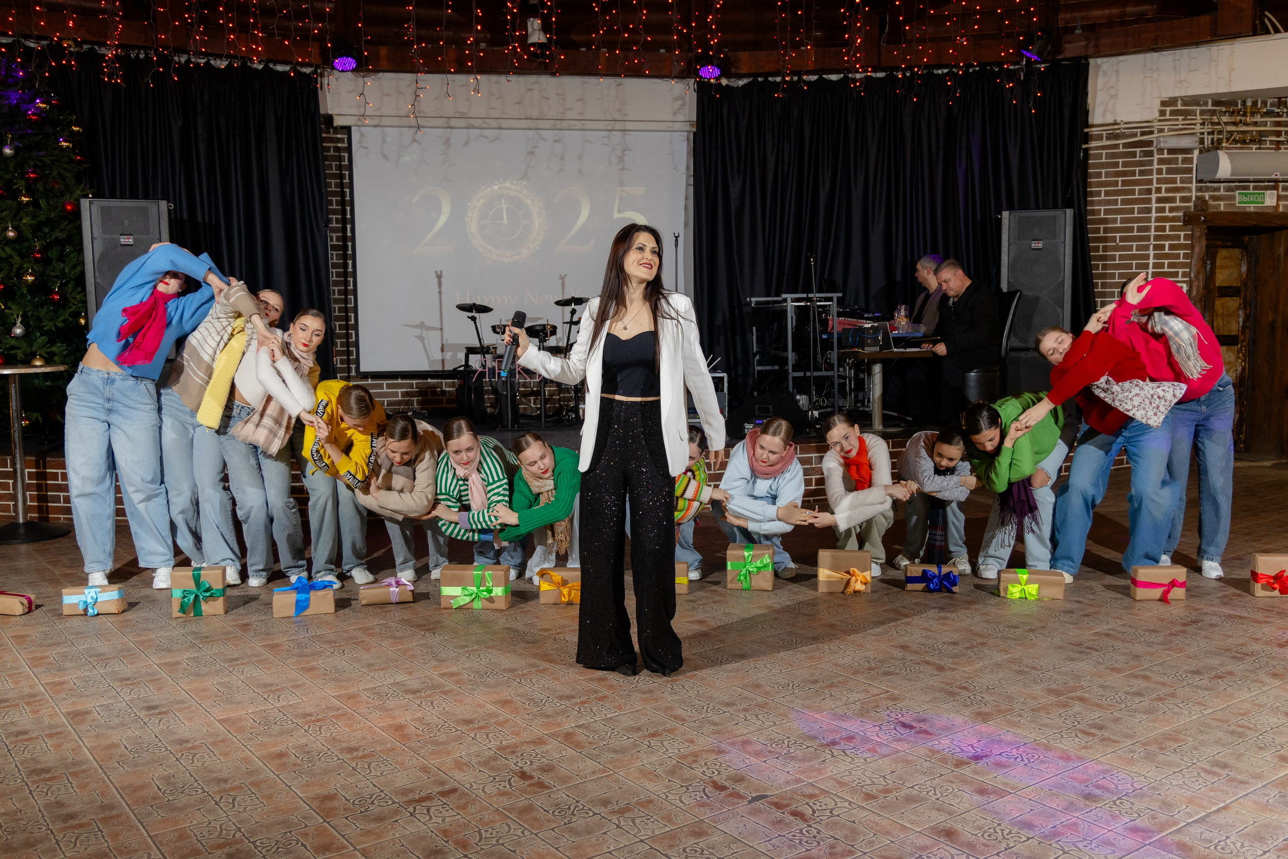 Корпоративная новогодняя съемка для логистической компании ИТА. Свадебный фотограф в Минске/Беларуси Сергей Спиридонов